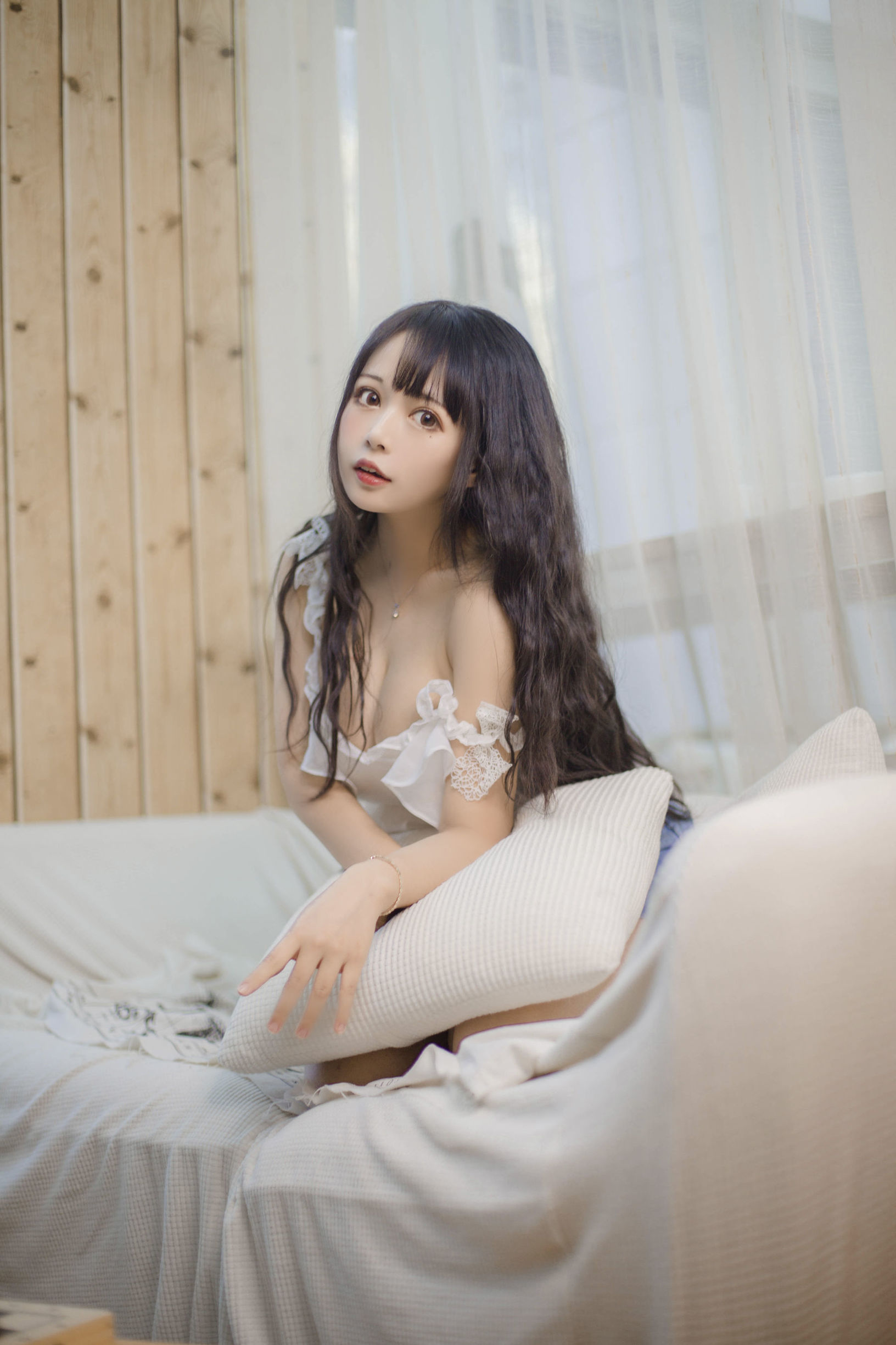Đại Nhãn Mông Muội Hắc Miêu Miêu OvO phòng khách