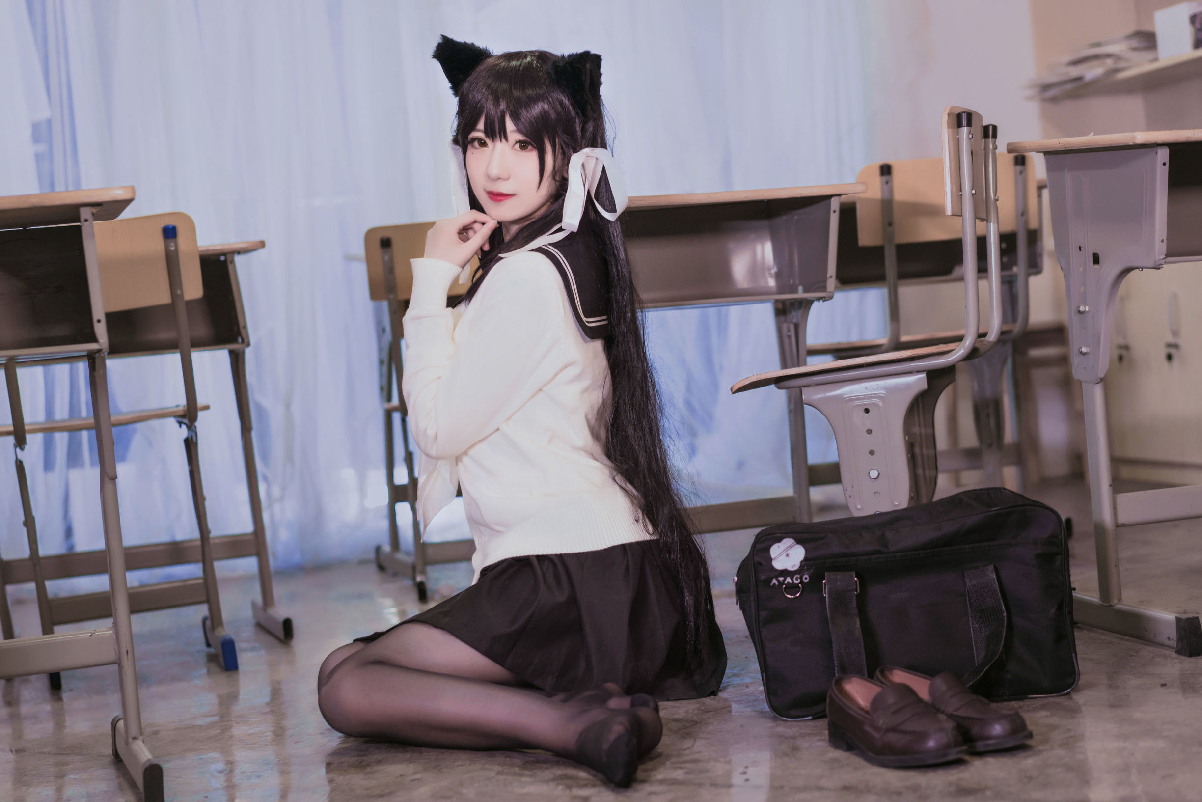 พี่สาว มิอิ้นอิ้น ฮ่าๆ ไอแดง ชุดนักเรียน