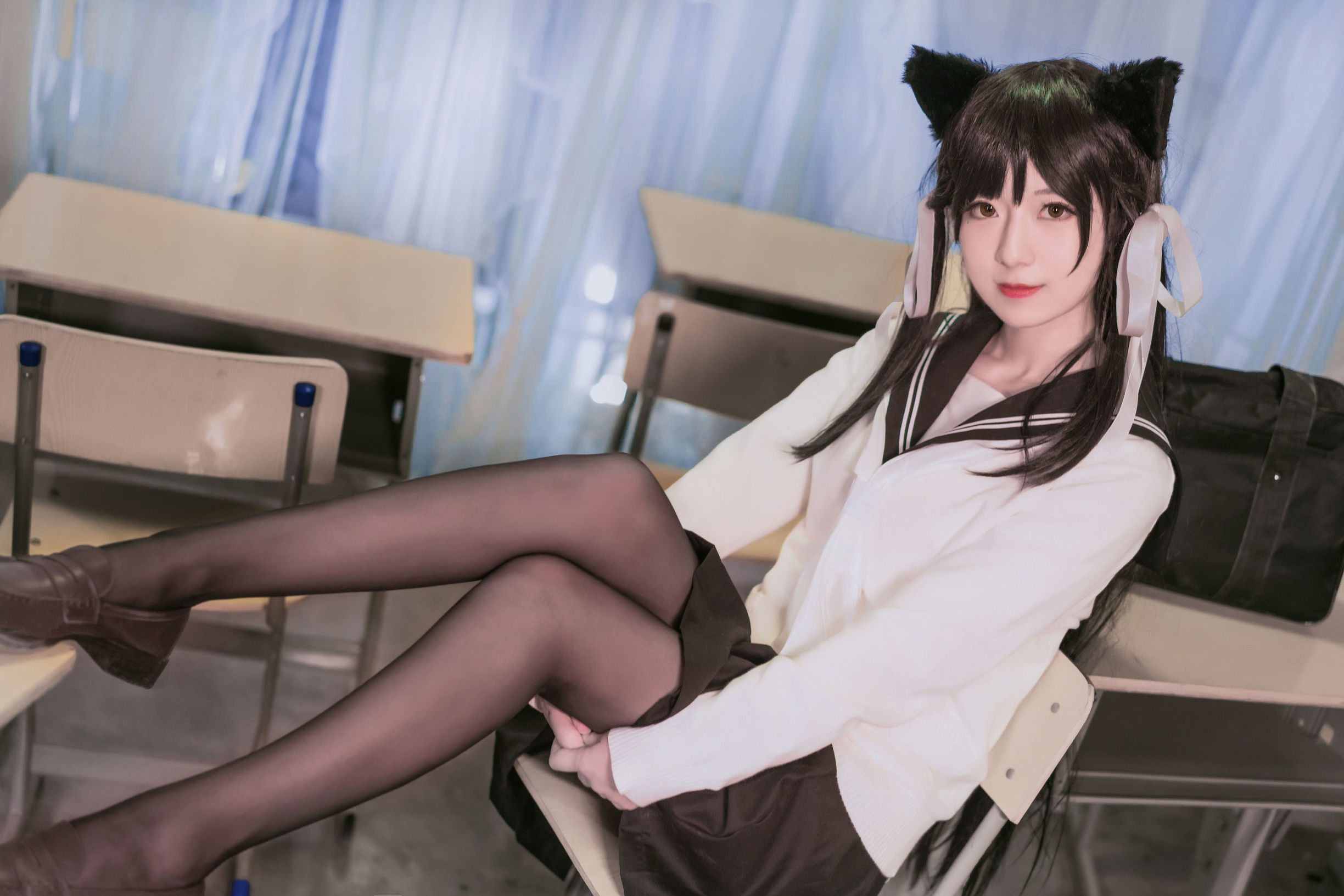 พี่สาว มิอิ้นอิ้น ฮ่าๆ ไอแดง ชุดนักเรียน