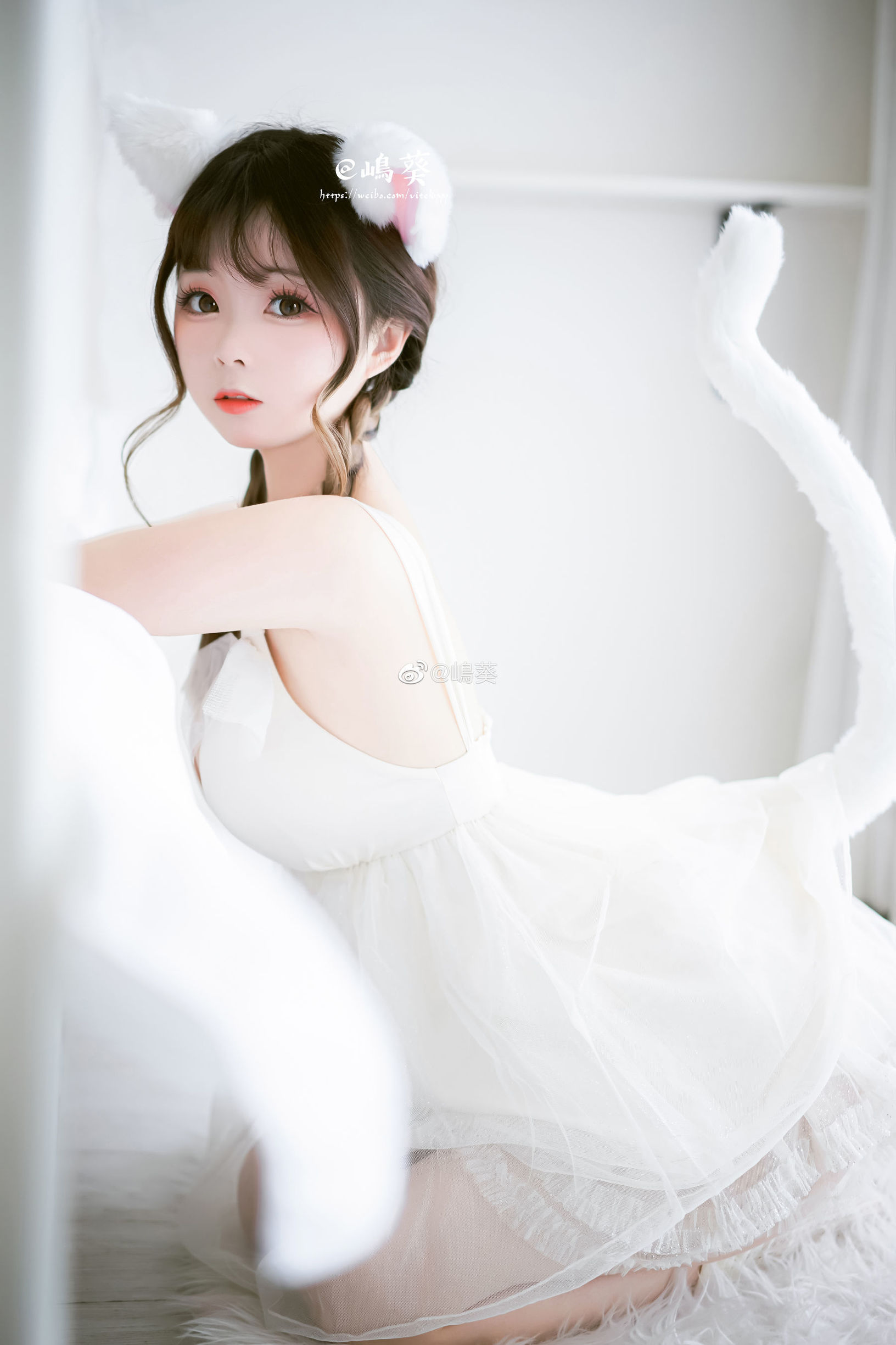 微博สาวสวย ชิม่า ออย ภาพถ่ายส่วนตัวของแมวกระดิ่ง