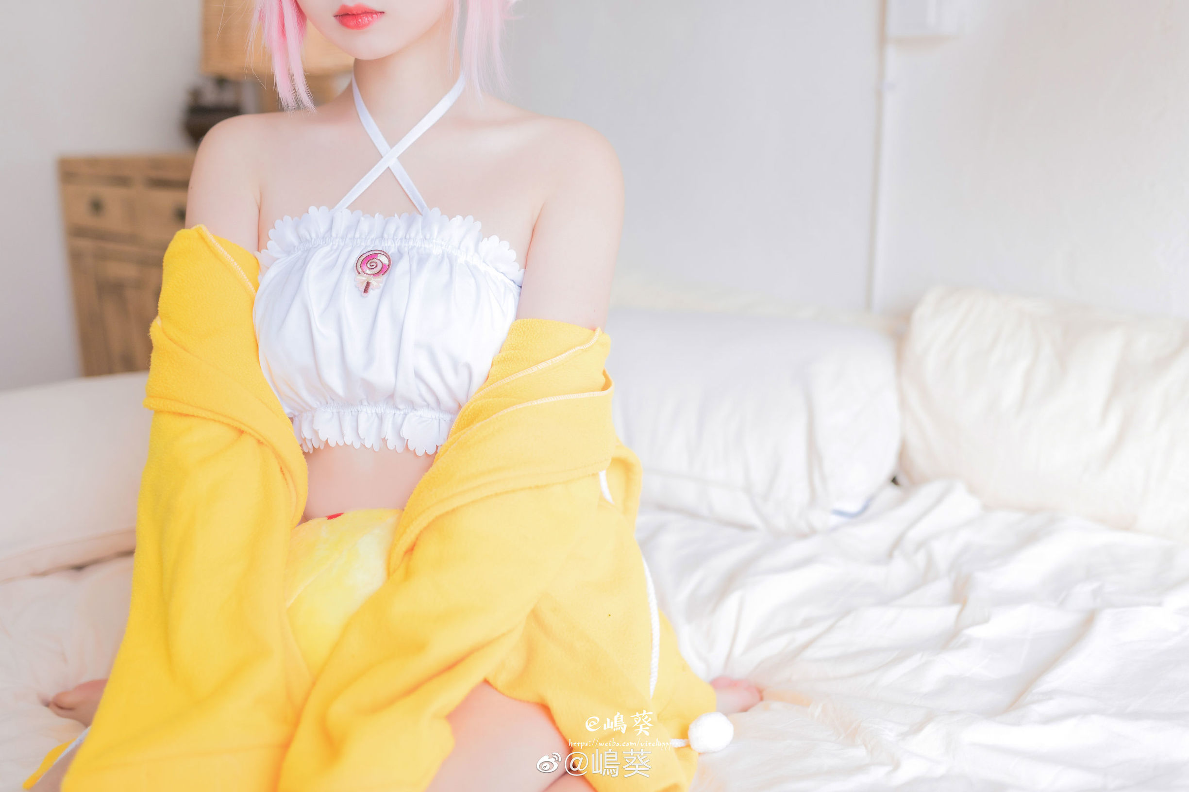 เว่ยป๋อ สาวสวย ชิม่า ออย อาชูร์ เลน มุสึกิ เทวดาที่ง่วงนอน