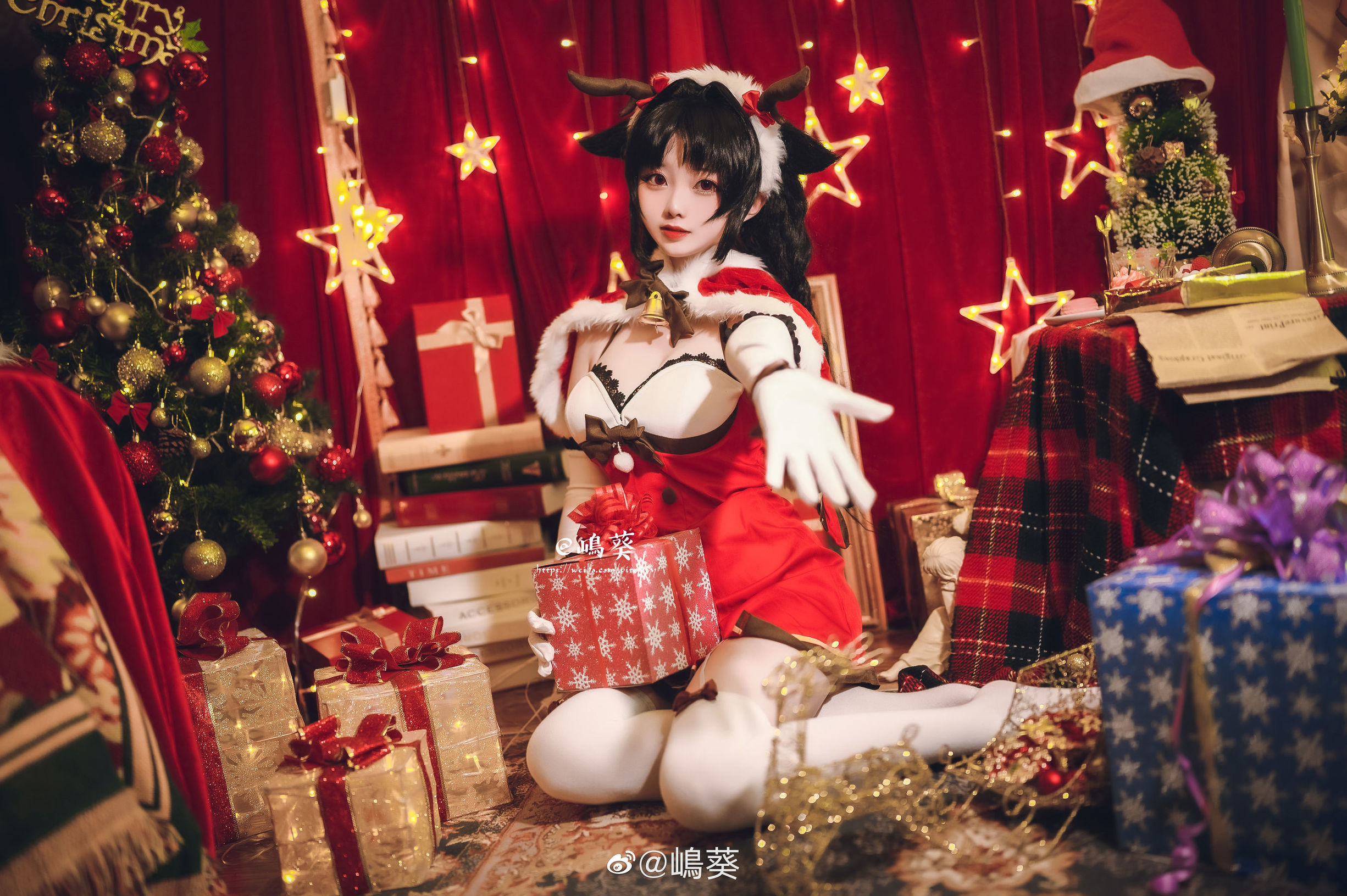 Weibo Beauty Shima Aoi, Azur Lane, Great Tide, Reindeer and Christmas Gifts