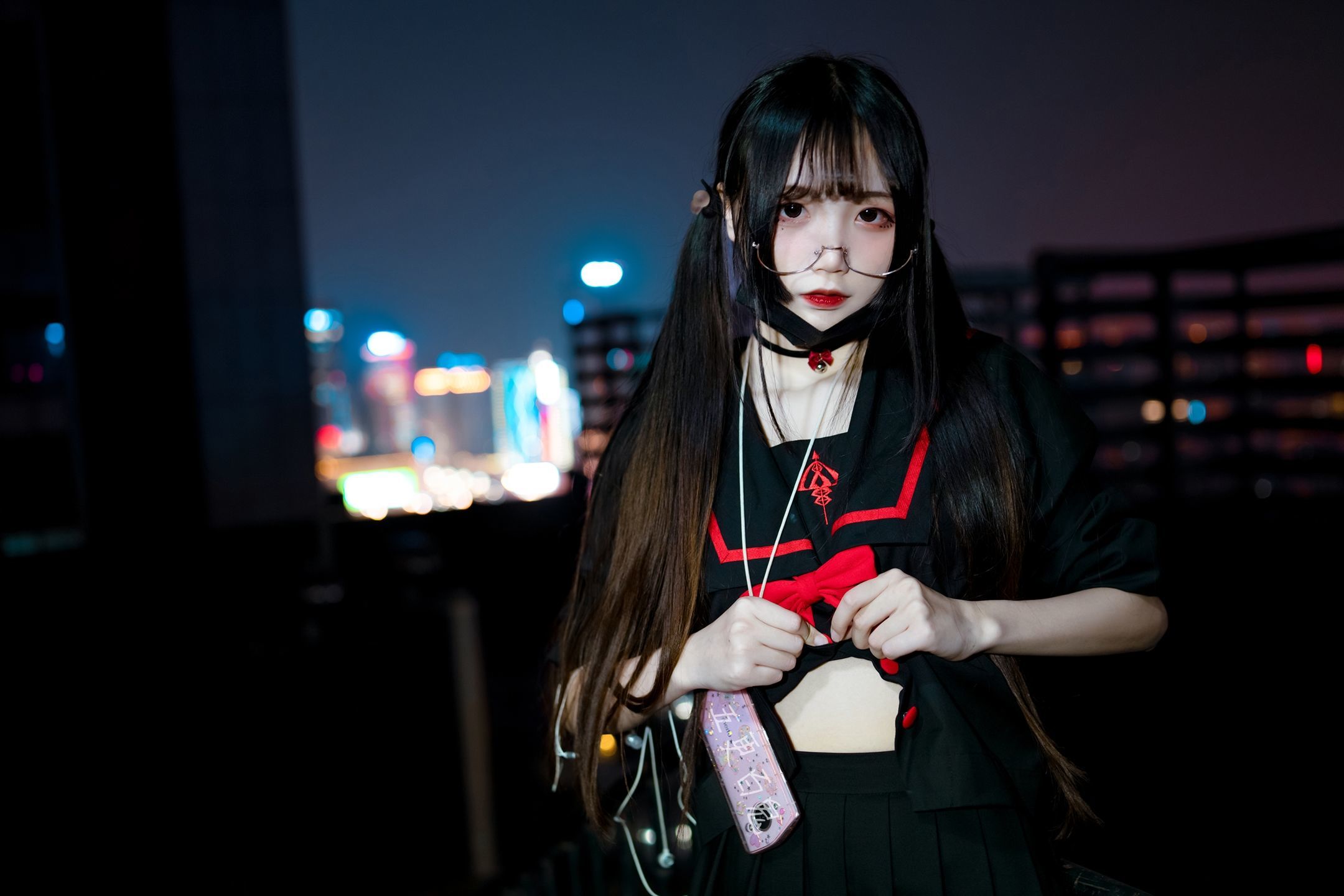 สาวบริสุทธิ์ วู่เกิงไป่กุ่ย ชุดยูนิฟอร์ม
