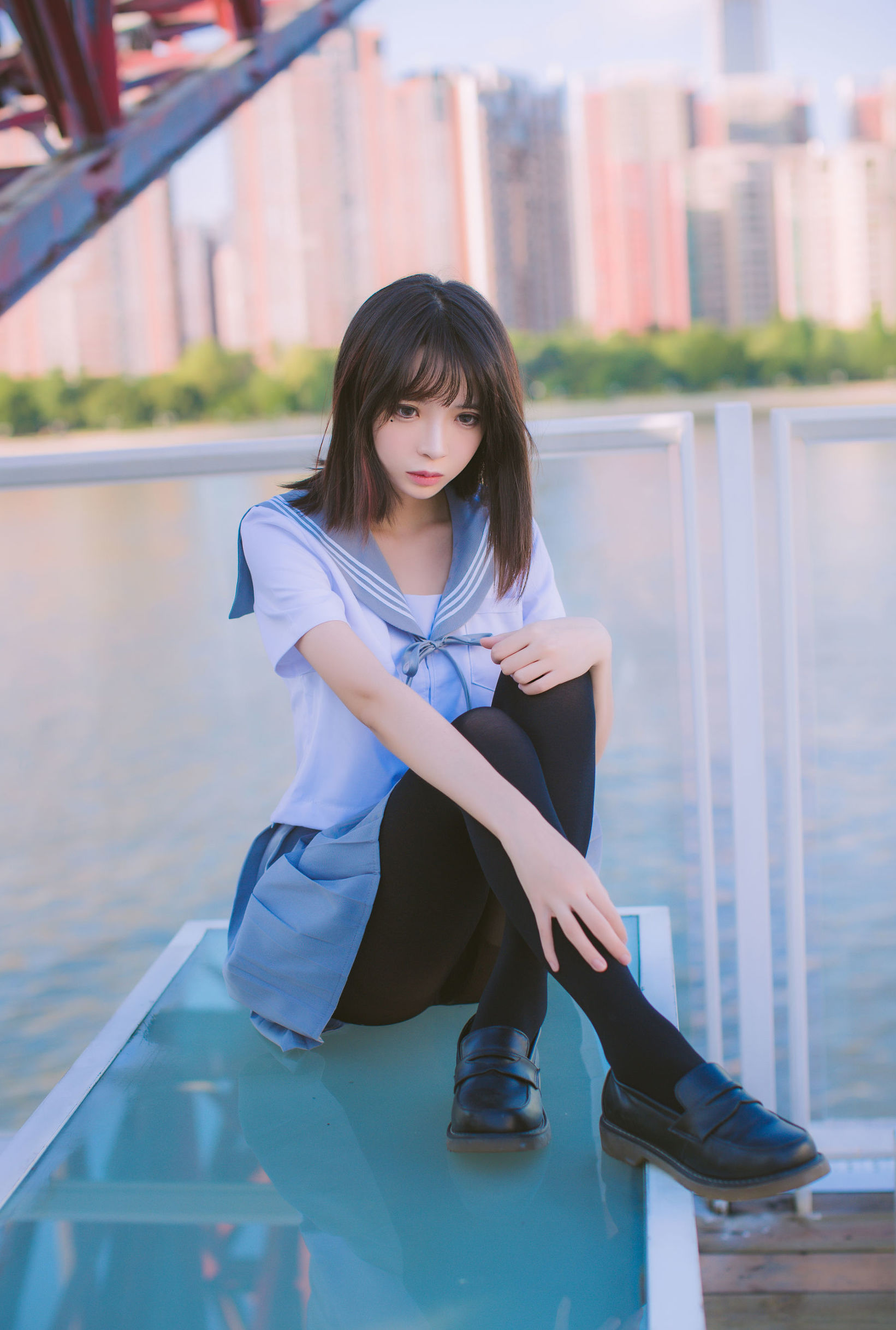 疯猫ss 海边蓝白水手服