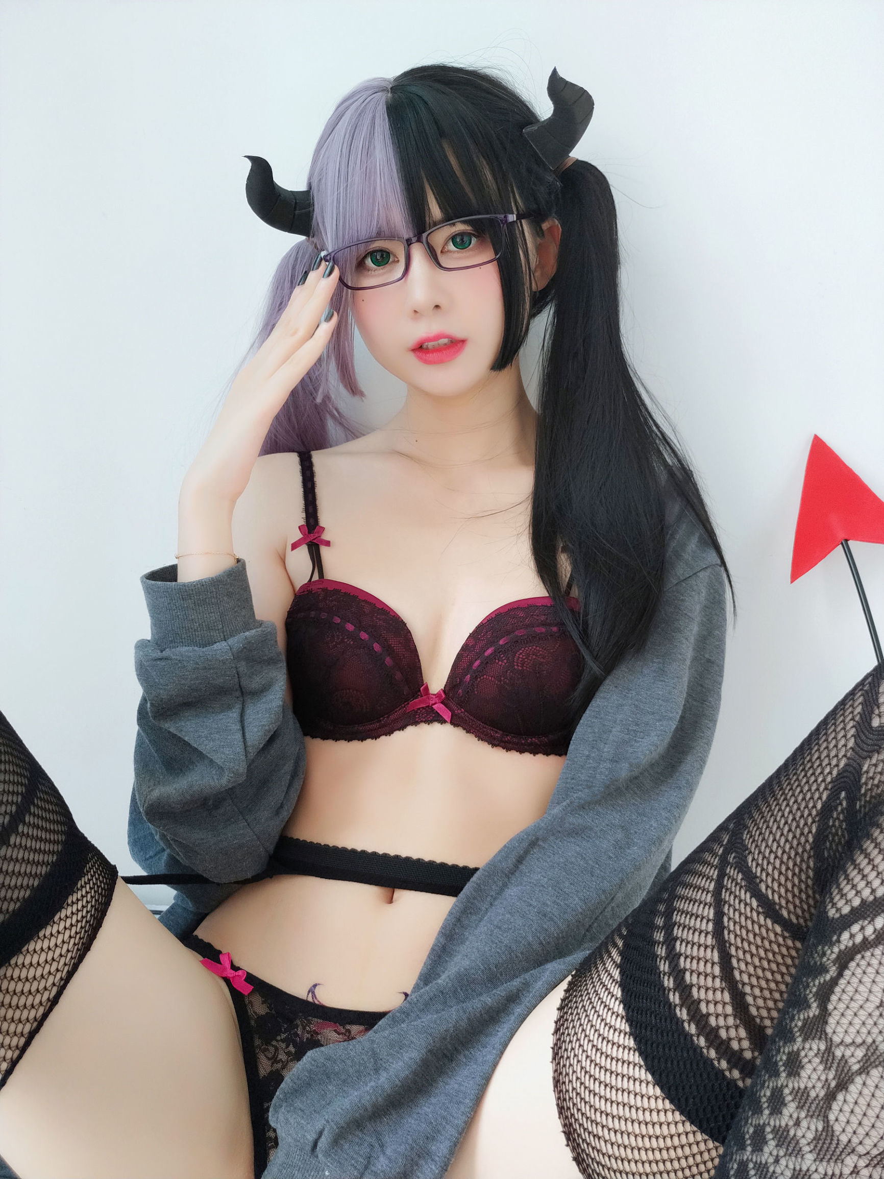 萌메이지얀장다모왕w 검은색 섹시 망사 스타킹