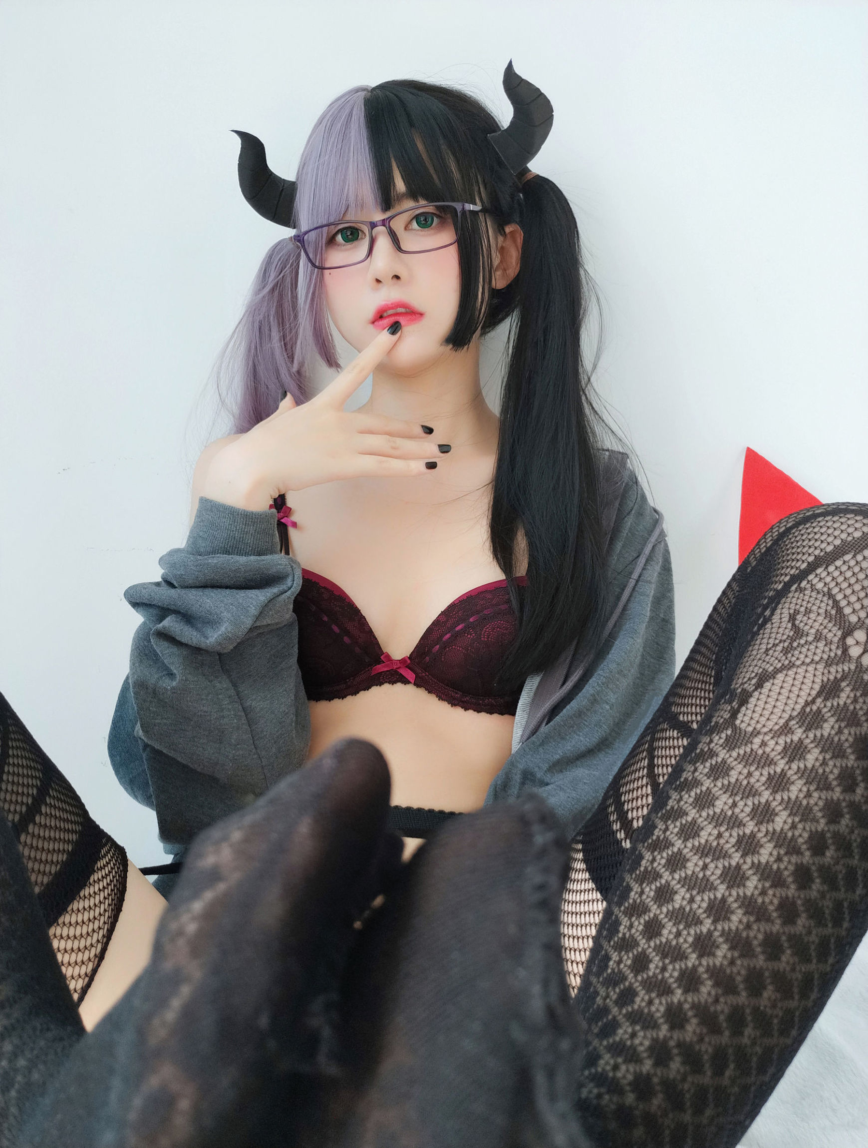 萌메이지얀장다모왕w 검은색 섹시 망사 스타킹