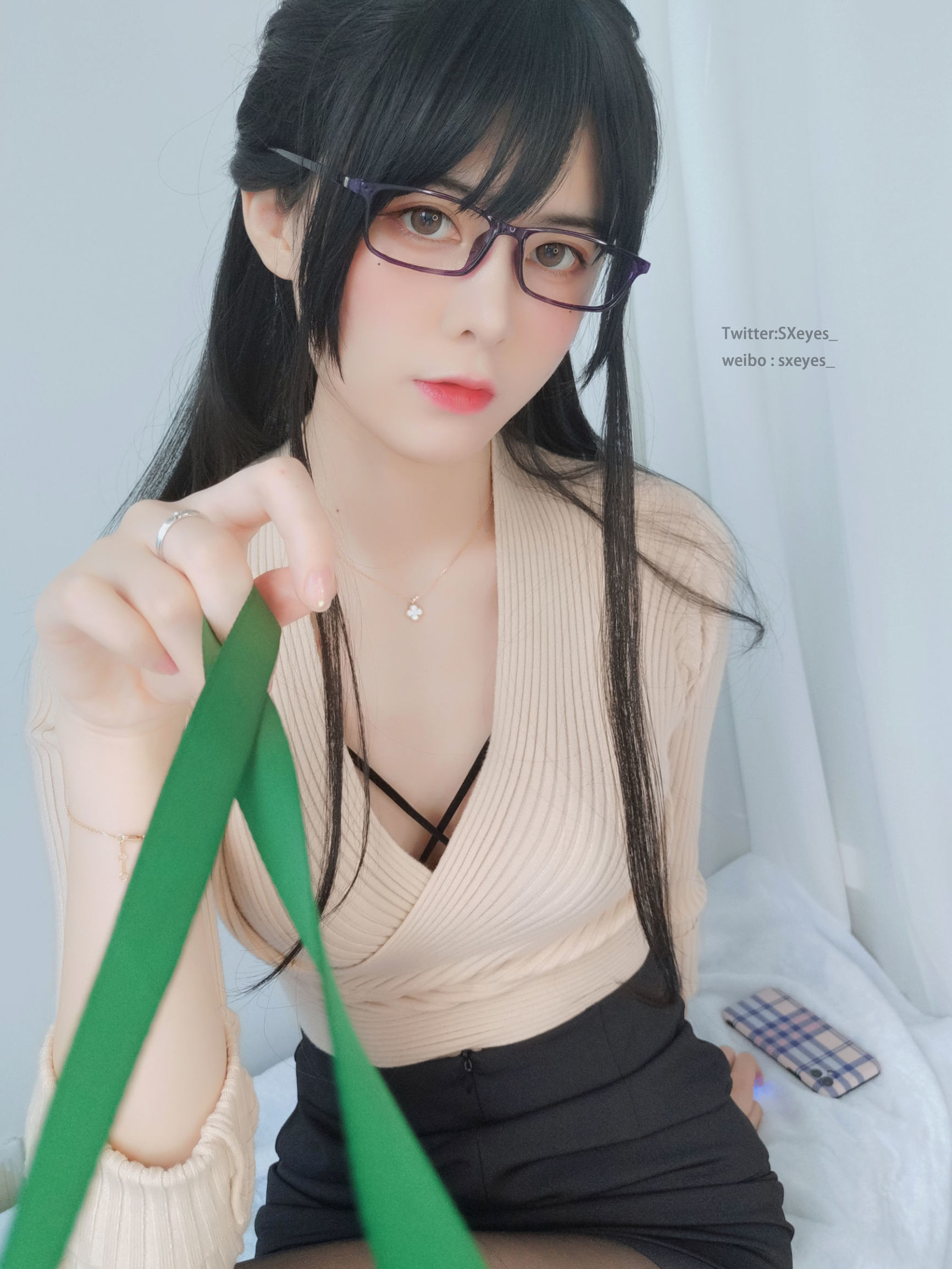 모에 메이쯔 눈짱 대마왕 w OL 그녀