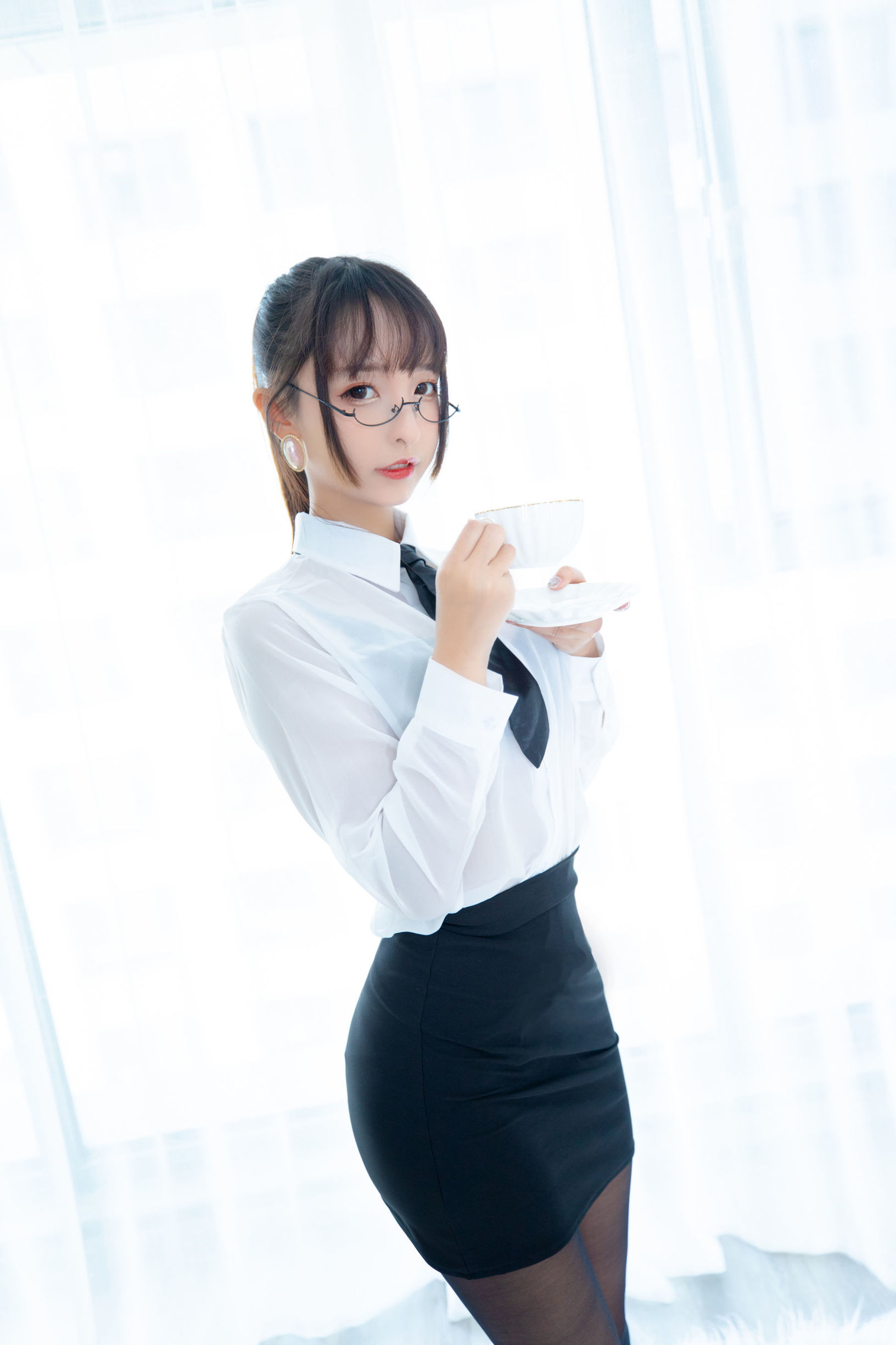 萝莉神楽板真冬 ホワイトオフィス