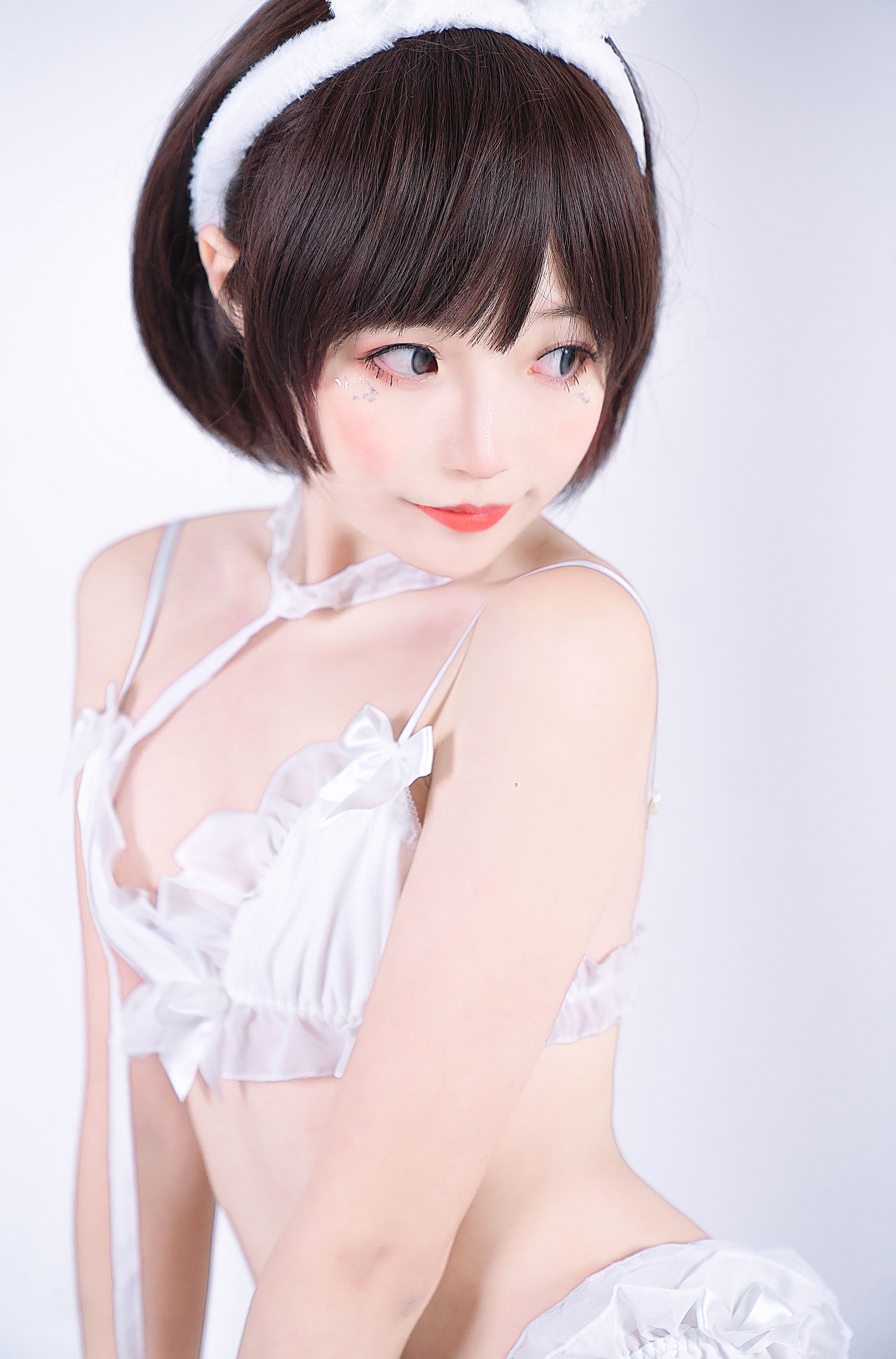 薄墨錦狐&三笑 黒白うさぎ私房百合