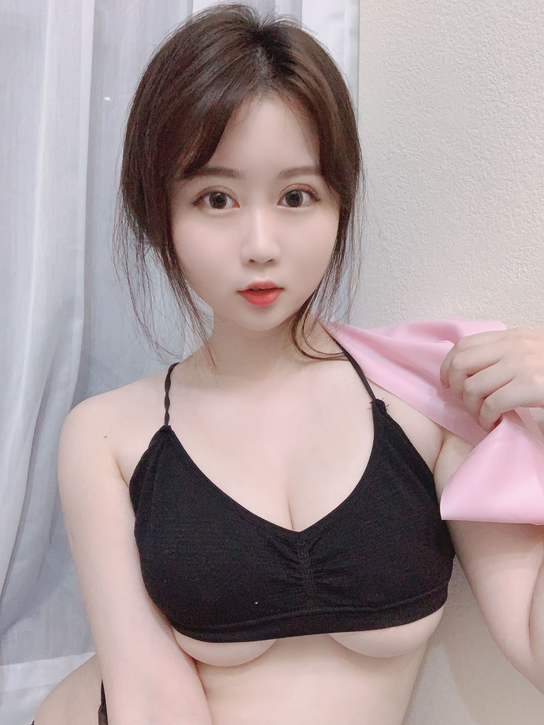 蜜桃少女是依酱呀 运动系女孩