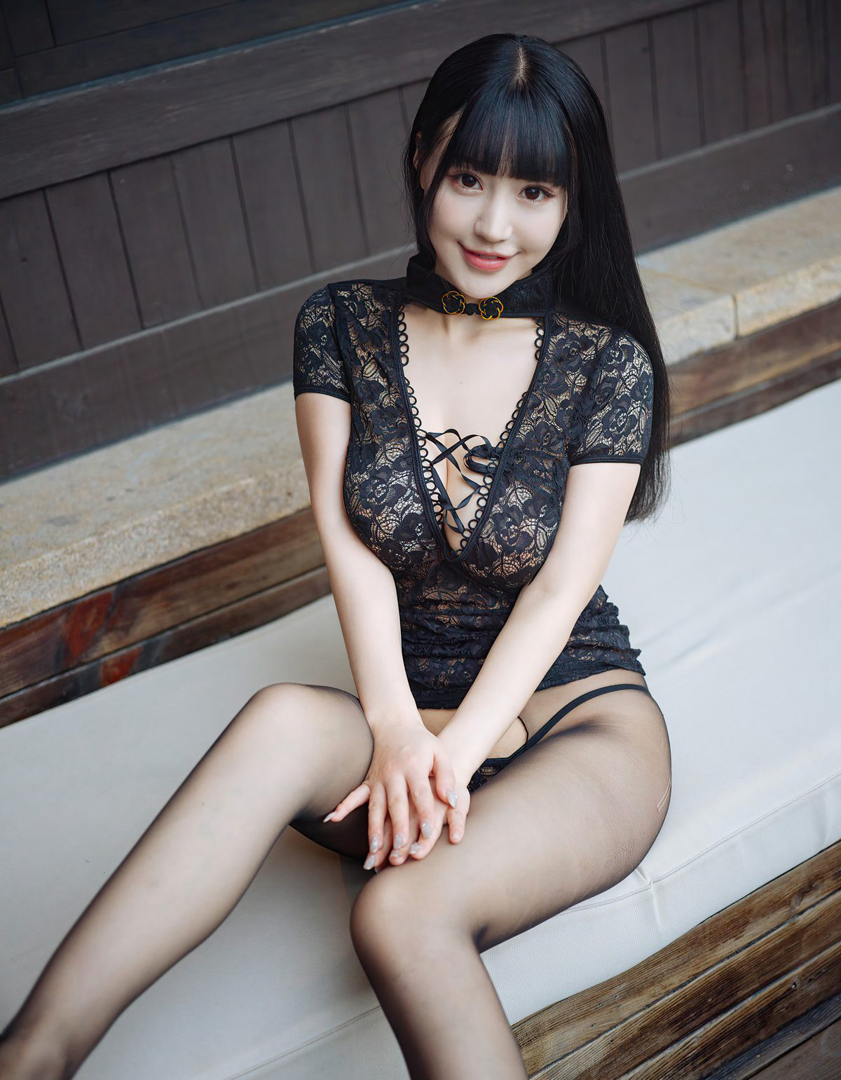 Zhu Ke'er Flower2021 Black Silk Temptation Bare Chest Sexy Lingerie High Heels Beautiful Legs