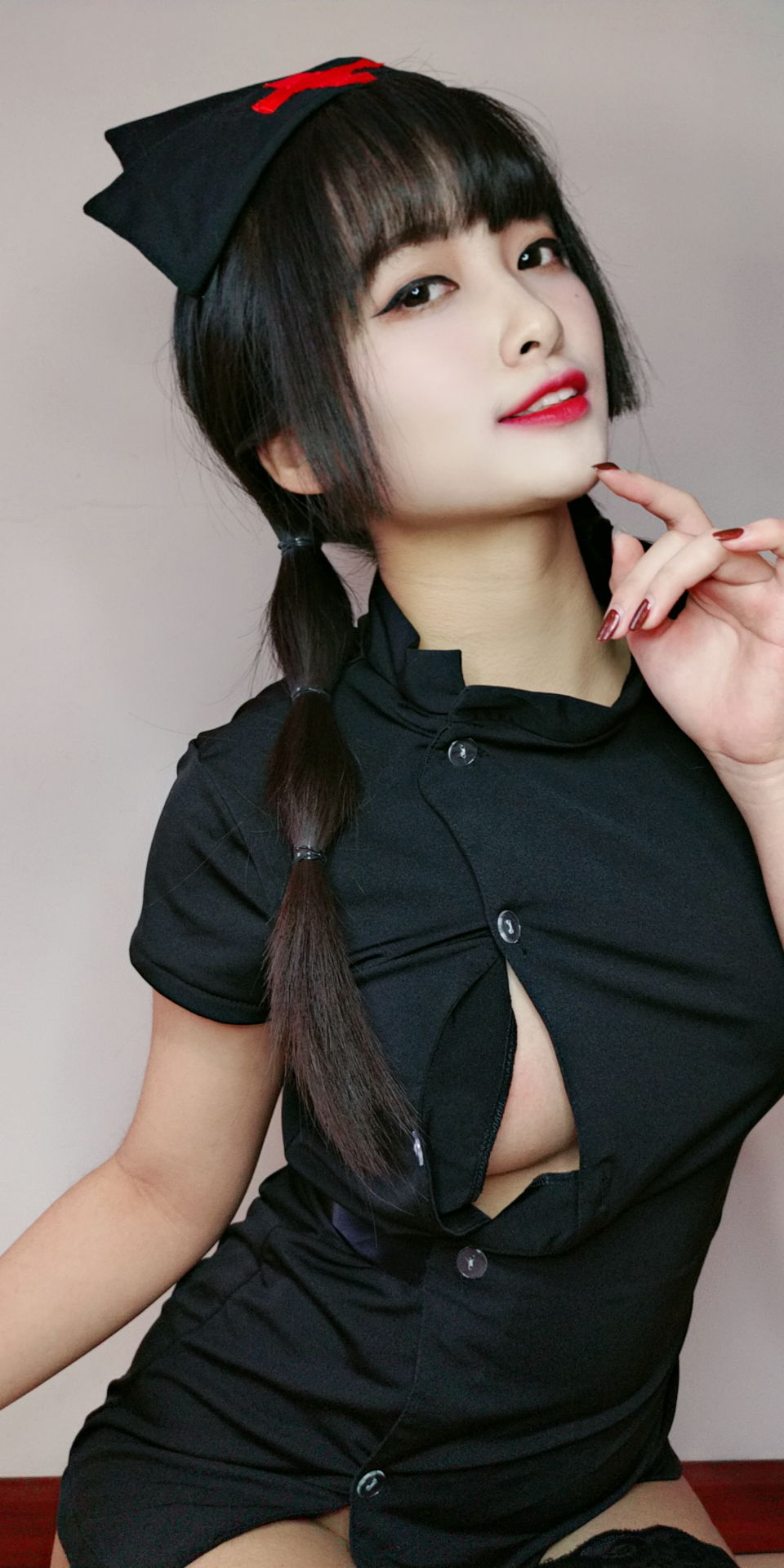 [Cosplay写真] 动漫博主洛璃 belle SAMA - 情人节小护士