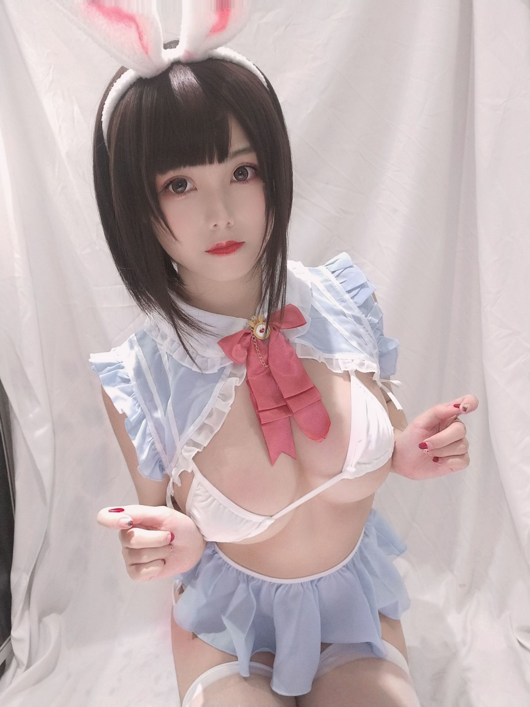[Cosplay写真] 萌系小姐姐蜜汁猫裘 - 小白兔自拍