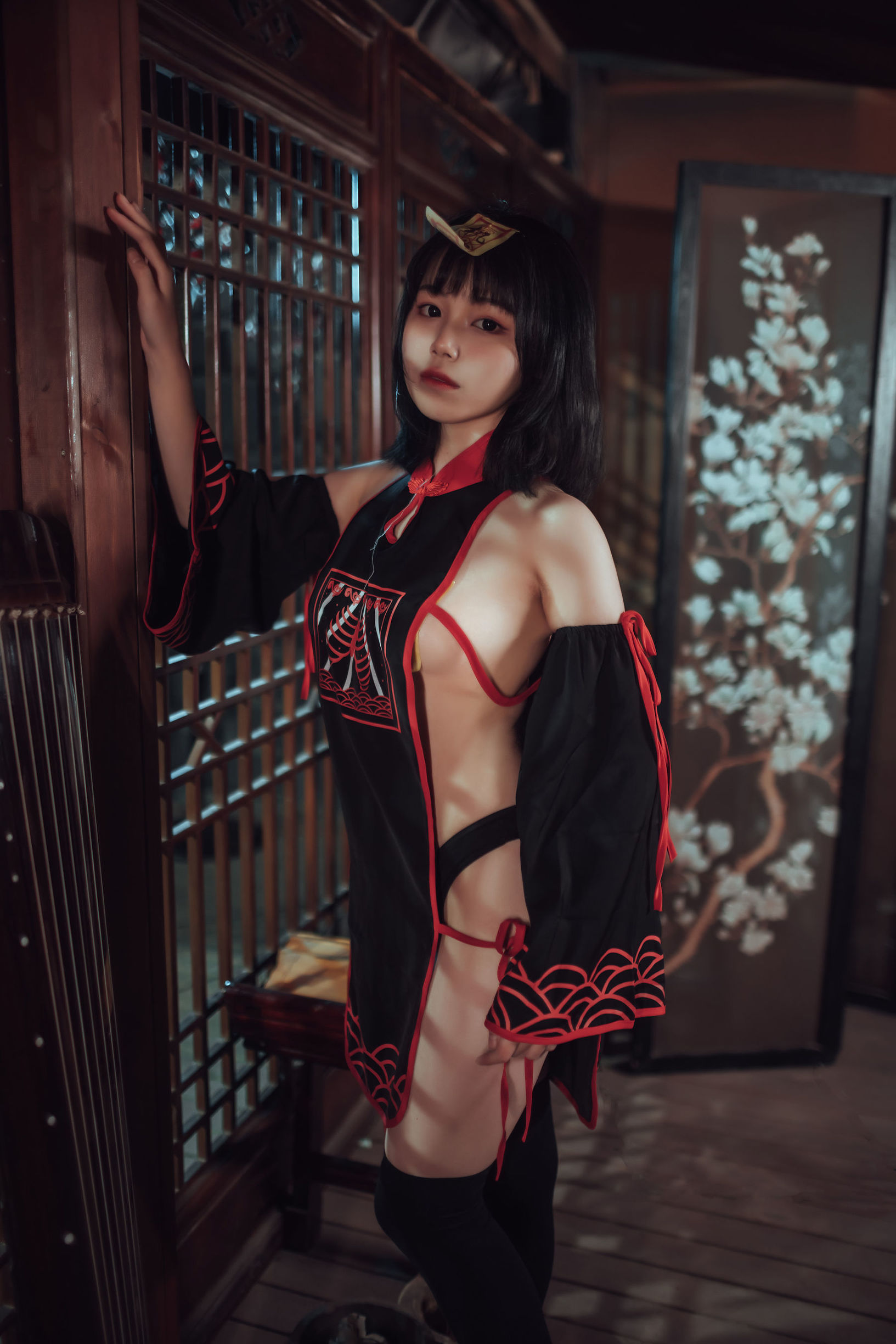 Cosplayภาพถ่าย] ฉีเยว่เมี่ยวจื่อ - ซอมบี้ตัวเล็ก