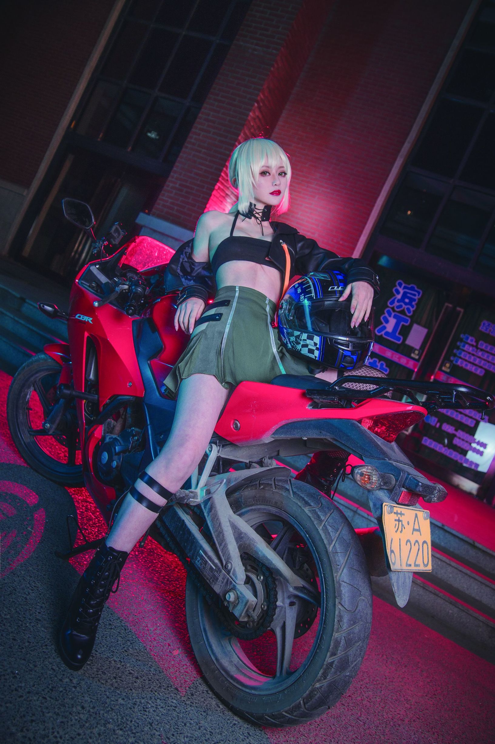 [Cosplay写真] 动漫博主铁板烧鬼舞w - 中山码头黑贞黑呆双人