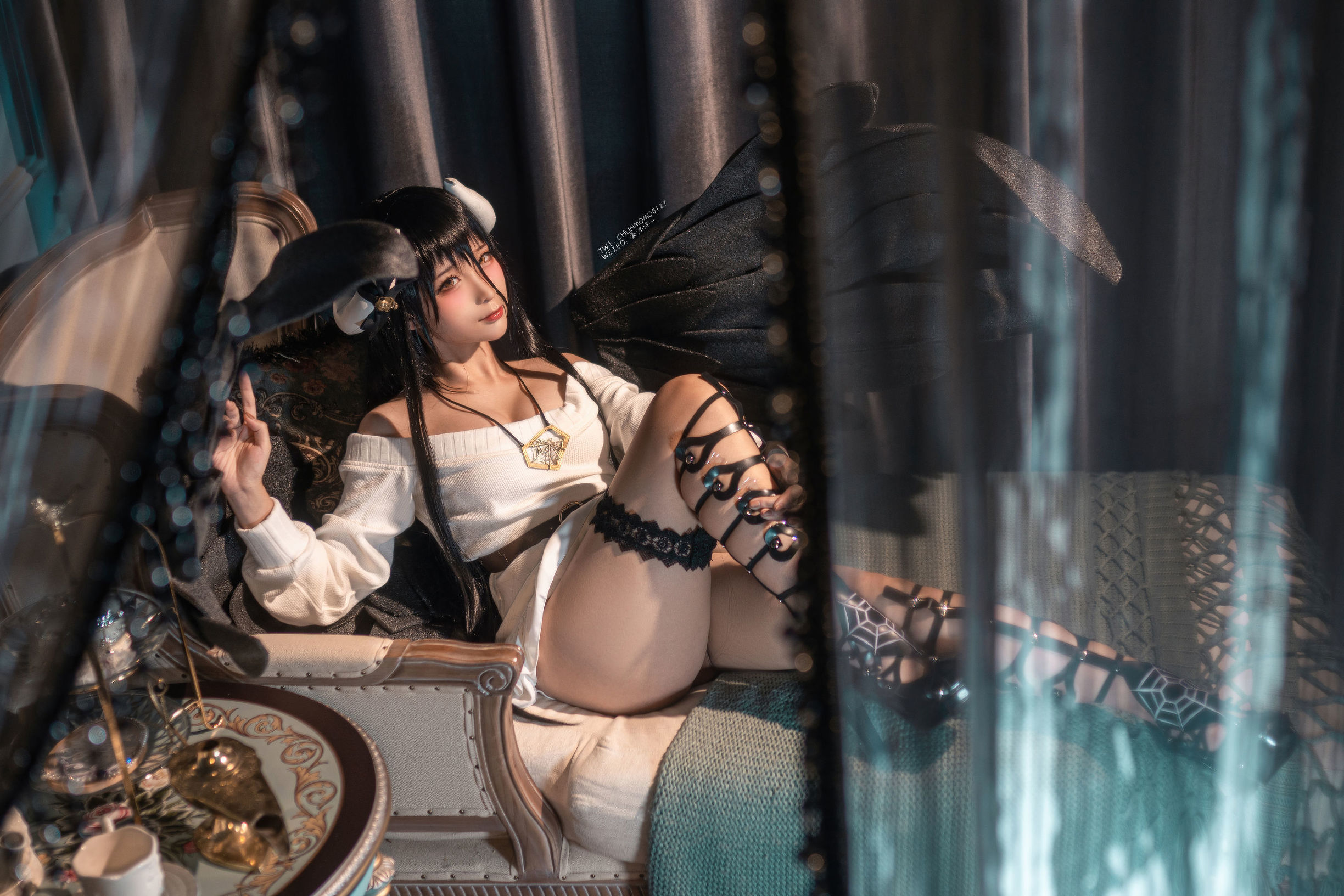Internet Celebrity Coser] Anime Blogger Chun Mo Mo - Albedo Sweater