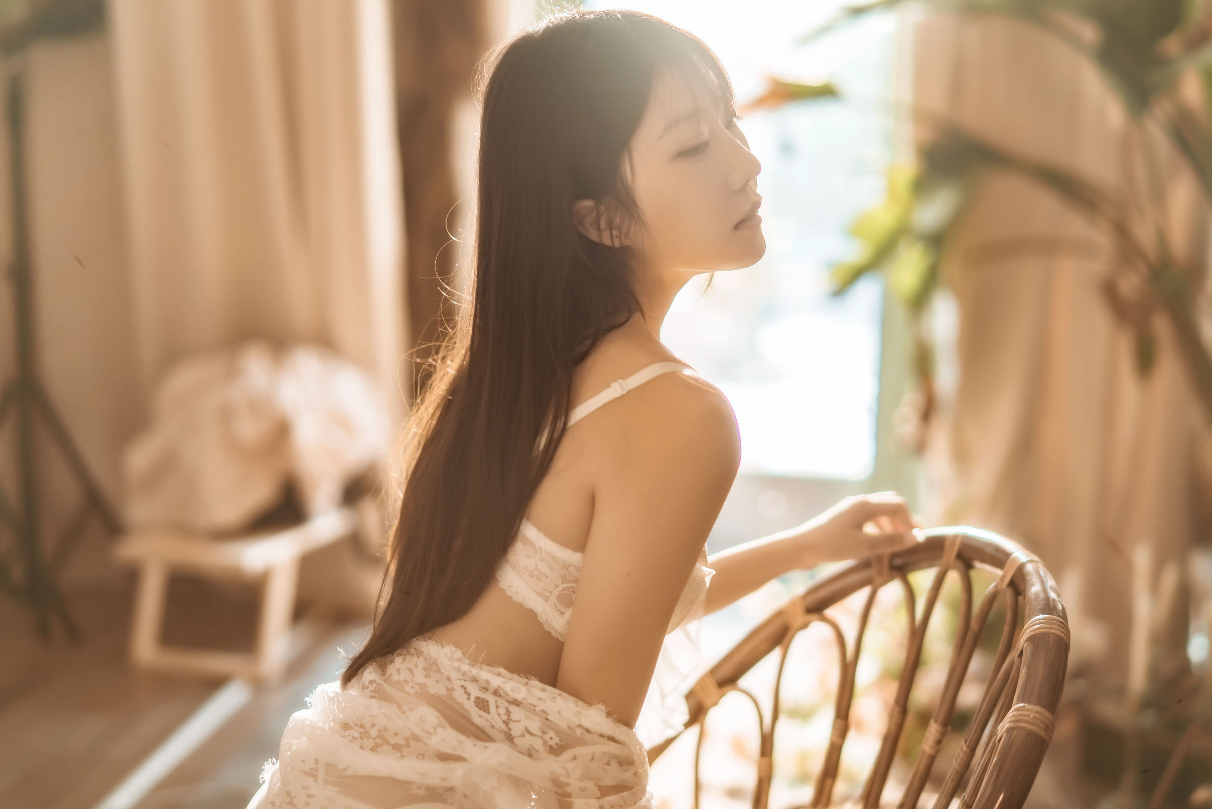Internet Celebrity Cosplayer] Xiang Cao Miao Lu Lu - Indoor White Lace