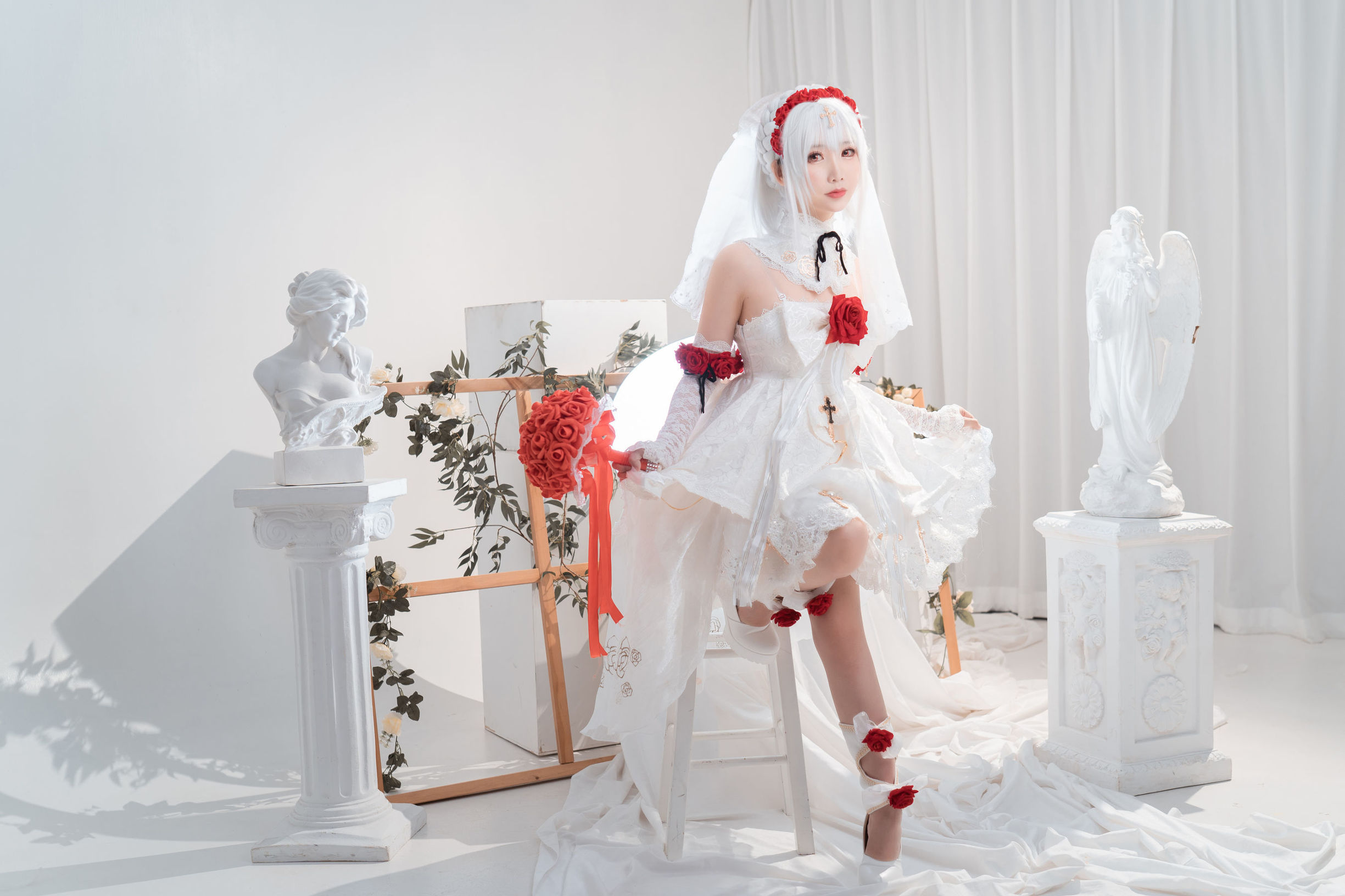[网红COSER] 可爱人气Coser面饼仙儿 - 德丽莎婚纱