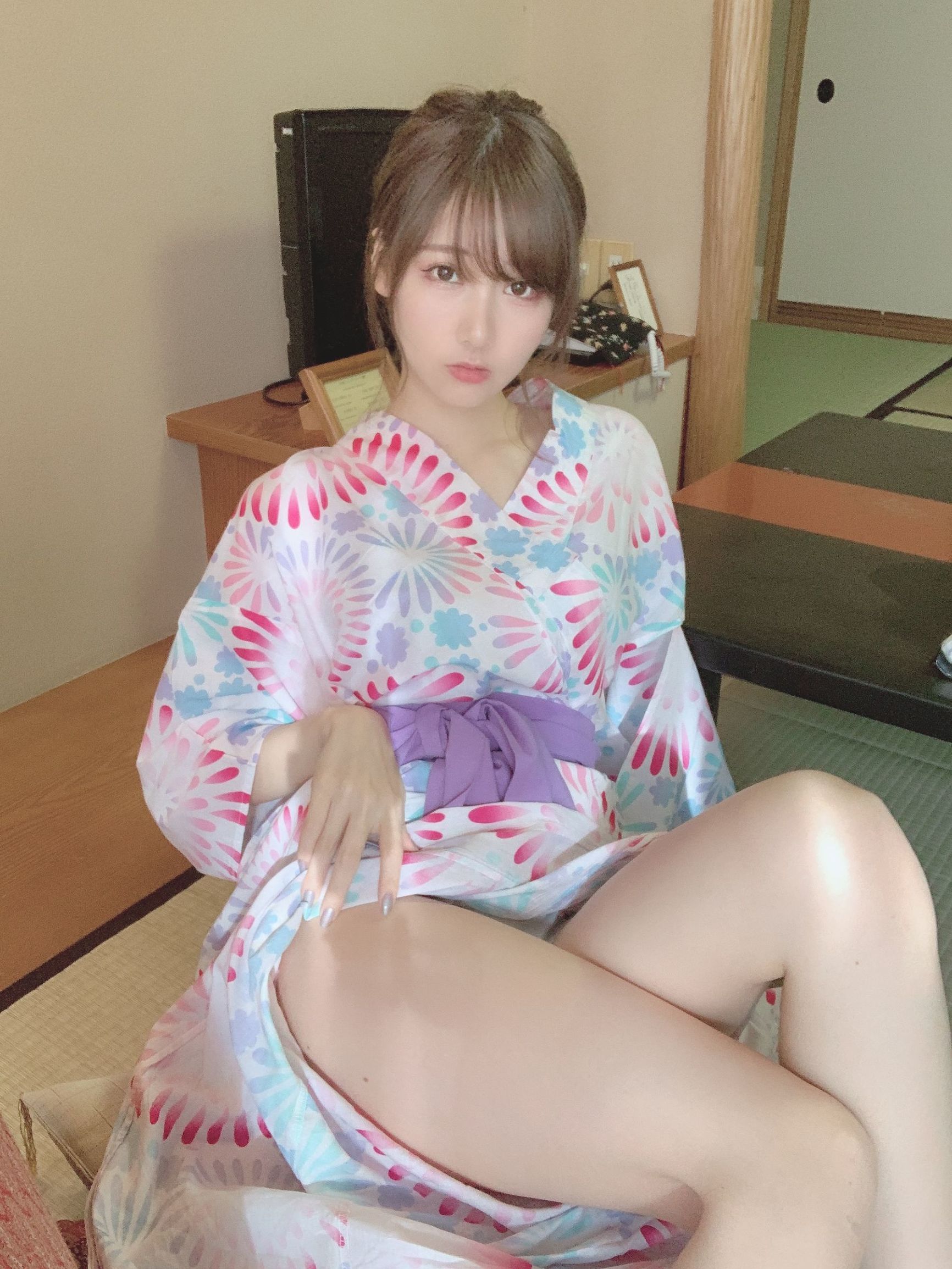 [网红COSER] 日本甜美COSERけんけん[fantia] 2020.06 花火柄浴衣