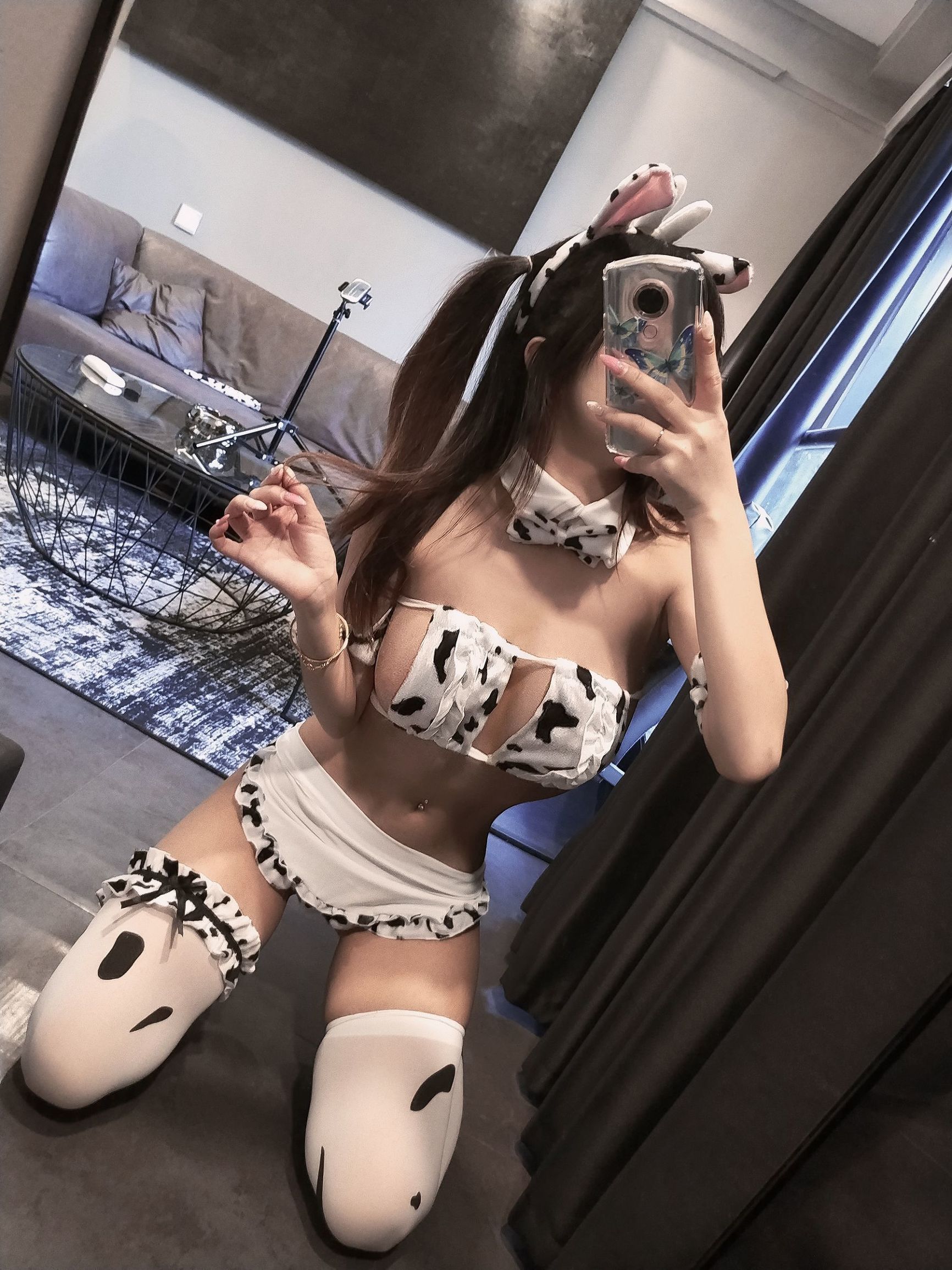 [网红COSER] 白嫩美少女鬼畜瑶 - 小奶牛