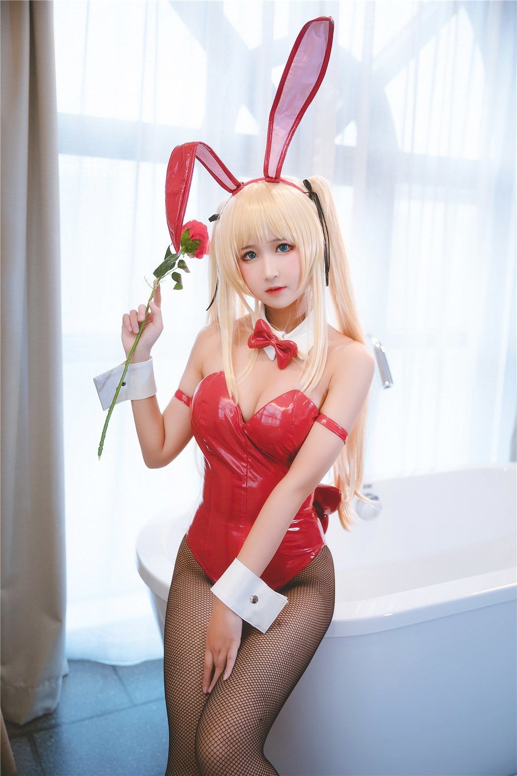 Cosplay] Weibo Meizi Sandu_69 - Black Silk Bunny Girl