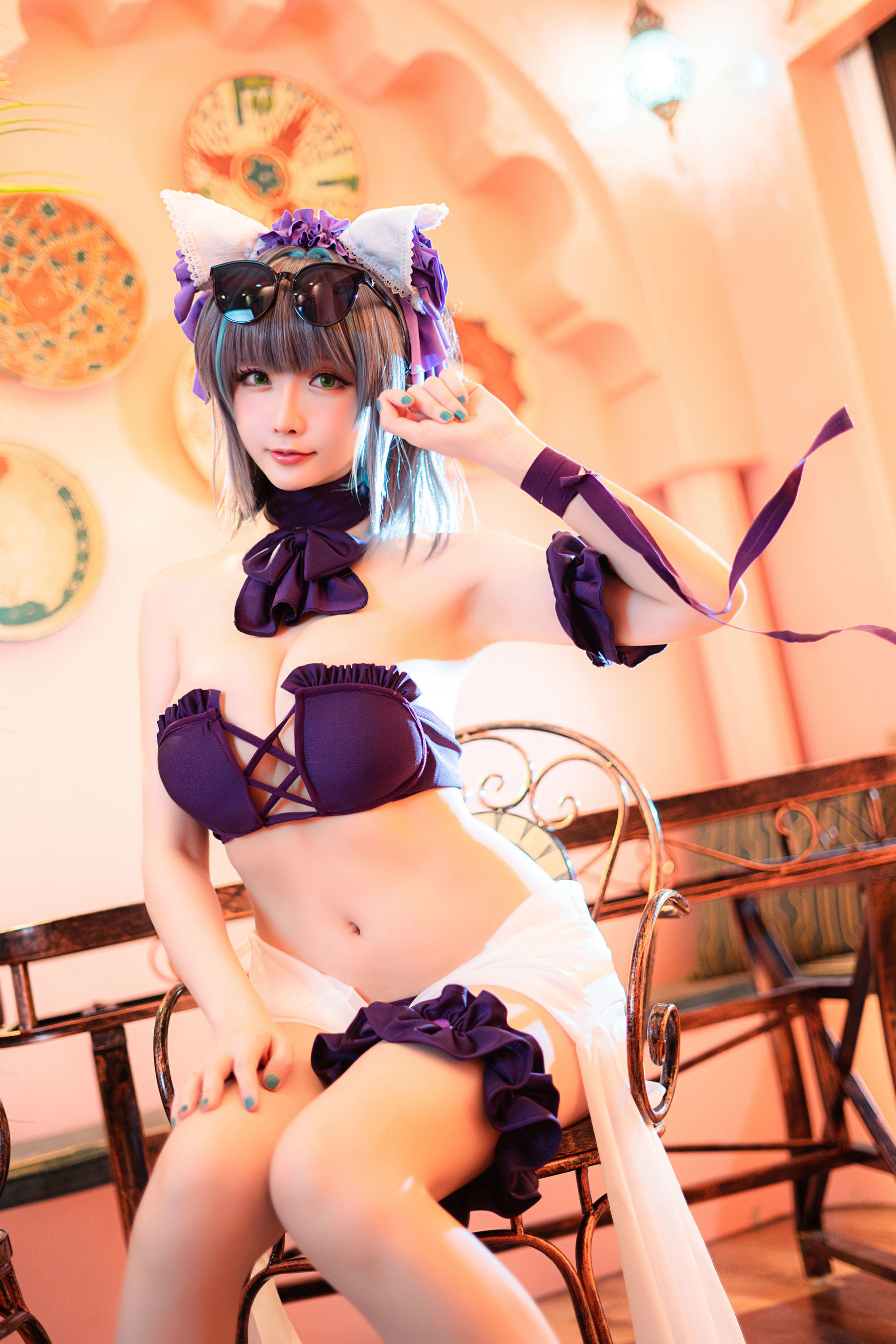 คอสฟู๋ลี่] Coserพี่สาวซิงจือฉือฉือ - R-Maid《เชสเชียร์ชุดว่ายน้ำ》