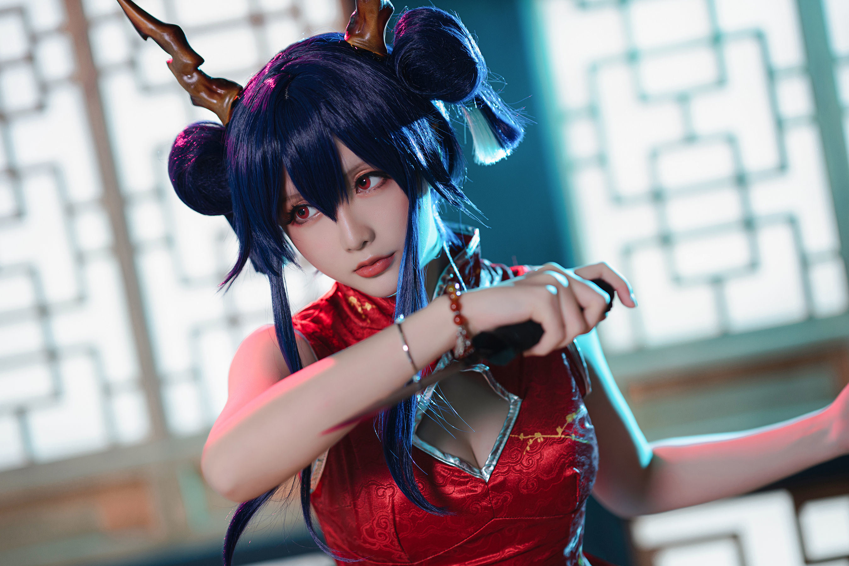 コスプレ特典] コサーお姉さん ホシノチチ - アークナイツ《チェン》