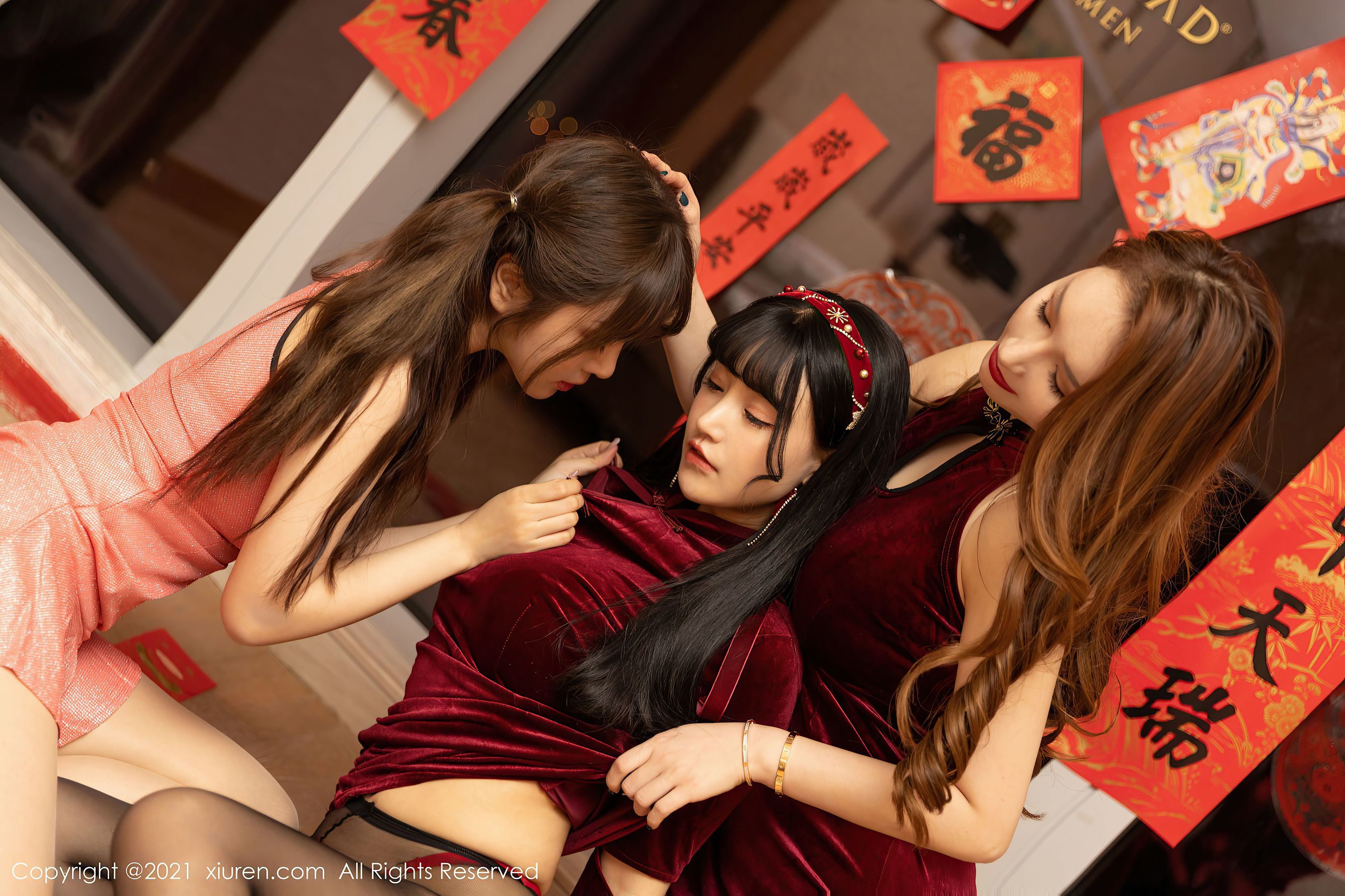 ซิอูเรน] No.3096 ไข่-ยูนิส& หวางยูชุน& จูเคอะดอกไม้