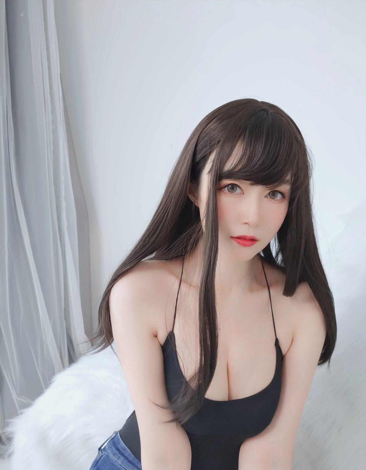 白银81性感cos诱惑白嫩裸胸紧身牛仔裤超污翘臀美臀