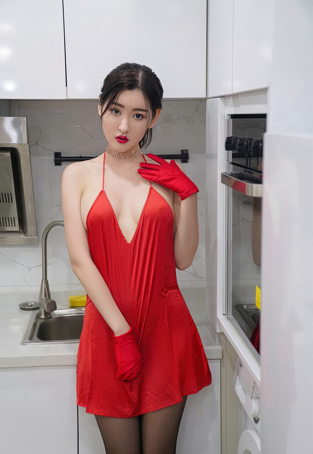 沈梦瑶2021性感厨娘风骚黑诱惑控极致诱惑大奶美少妇