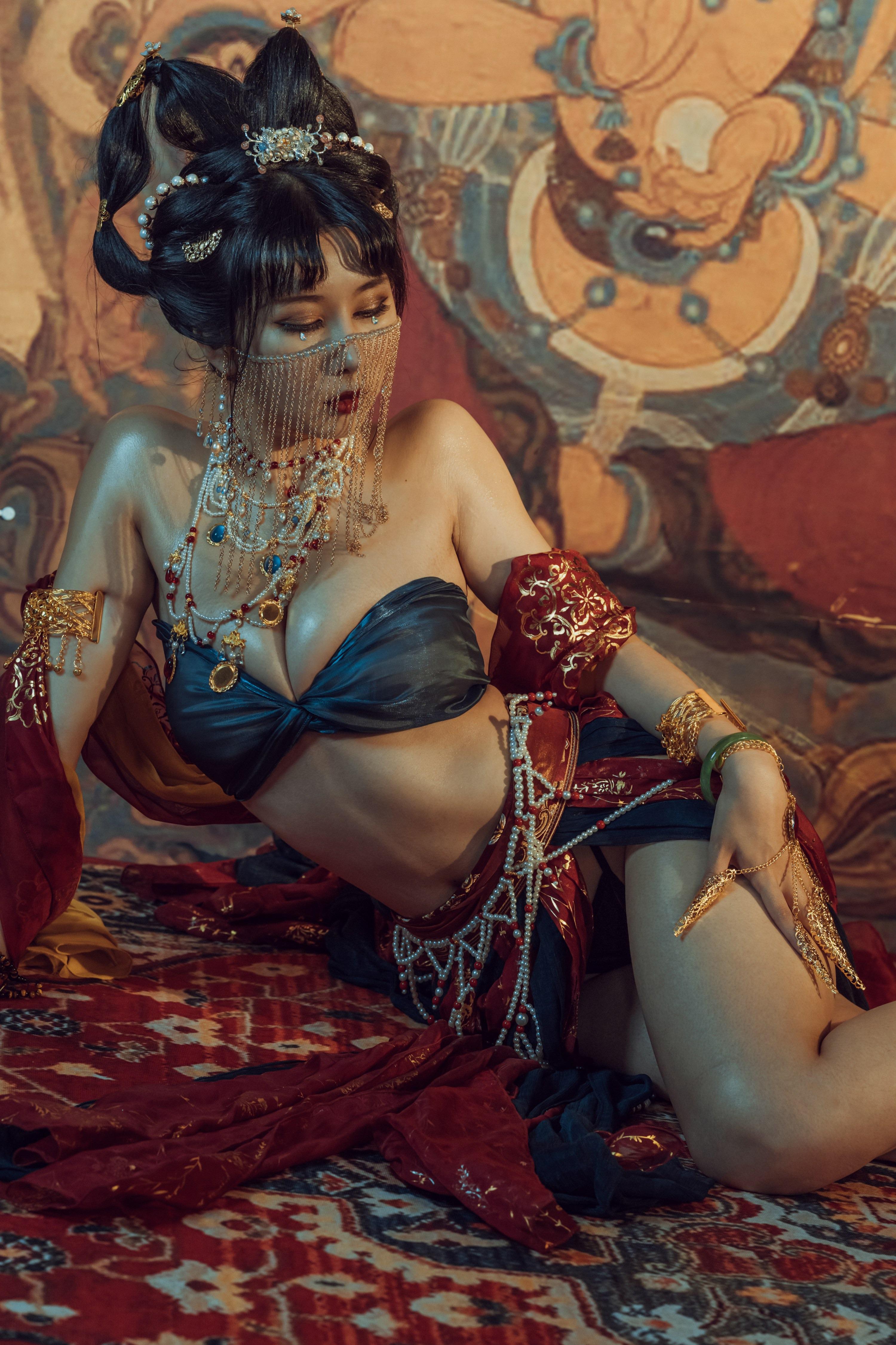 Yun Xi Xi - Dunhuang 45P