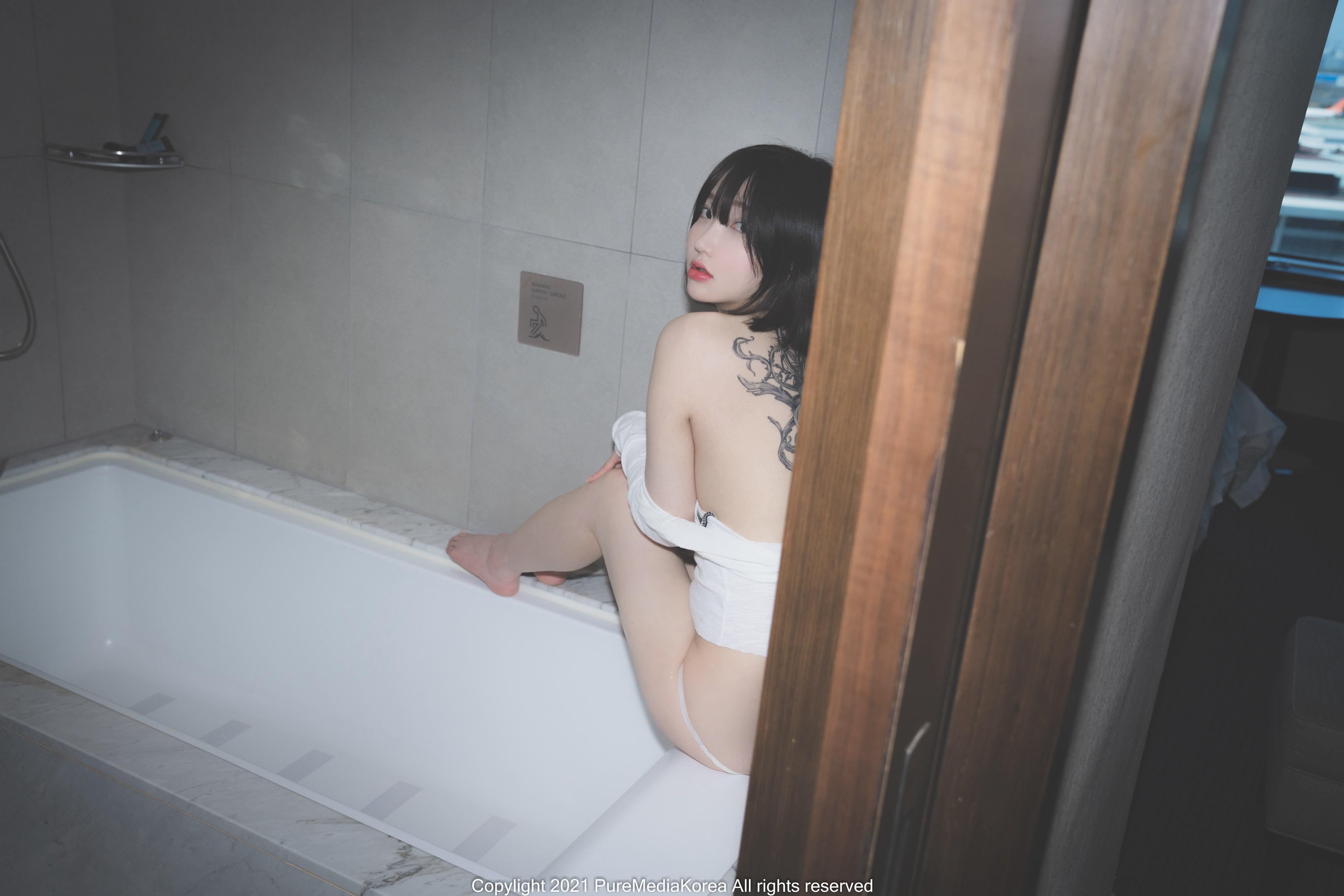 Pure Media Tập 070: Son Ye-Eun 72P
