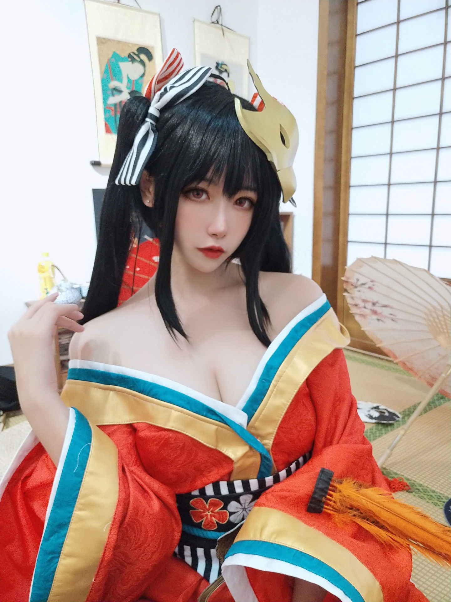 [COS福利] 微博妹子Momoko葵葵 - 大凤之自拍