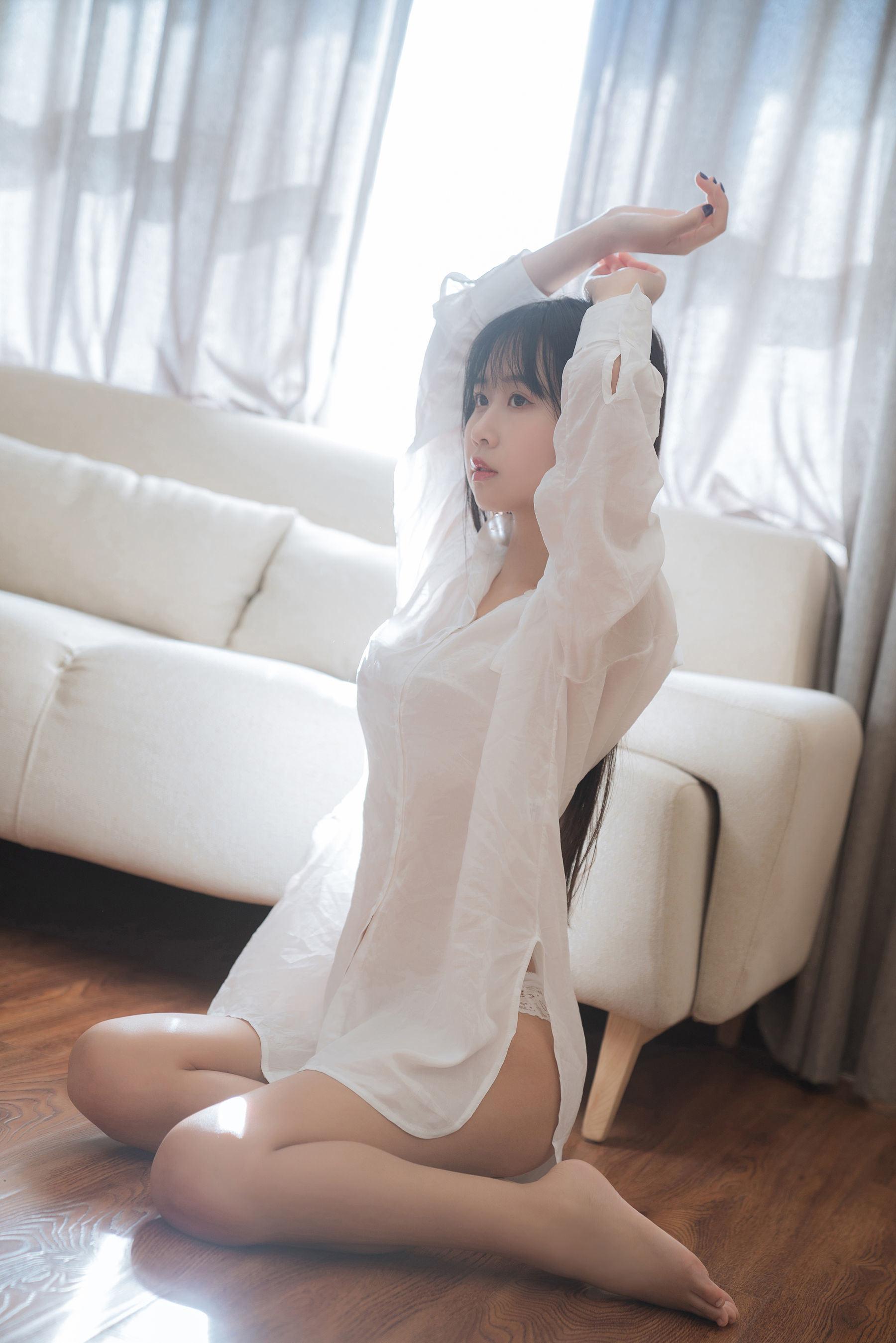 [COS福利] 阳光美少女萌芽儿o0 - 浴缸
