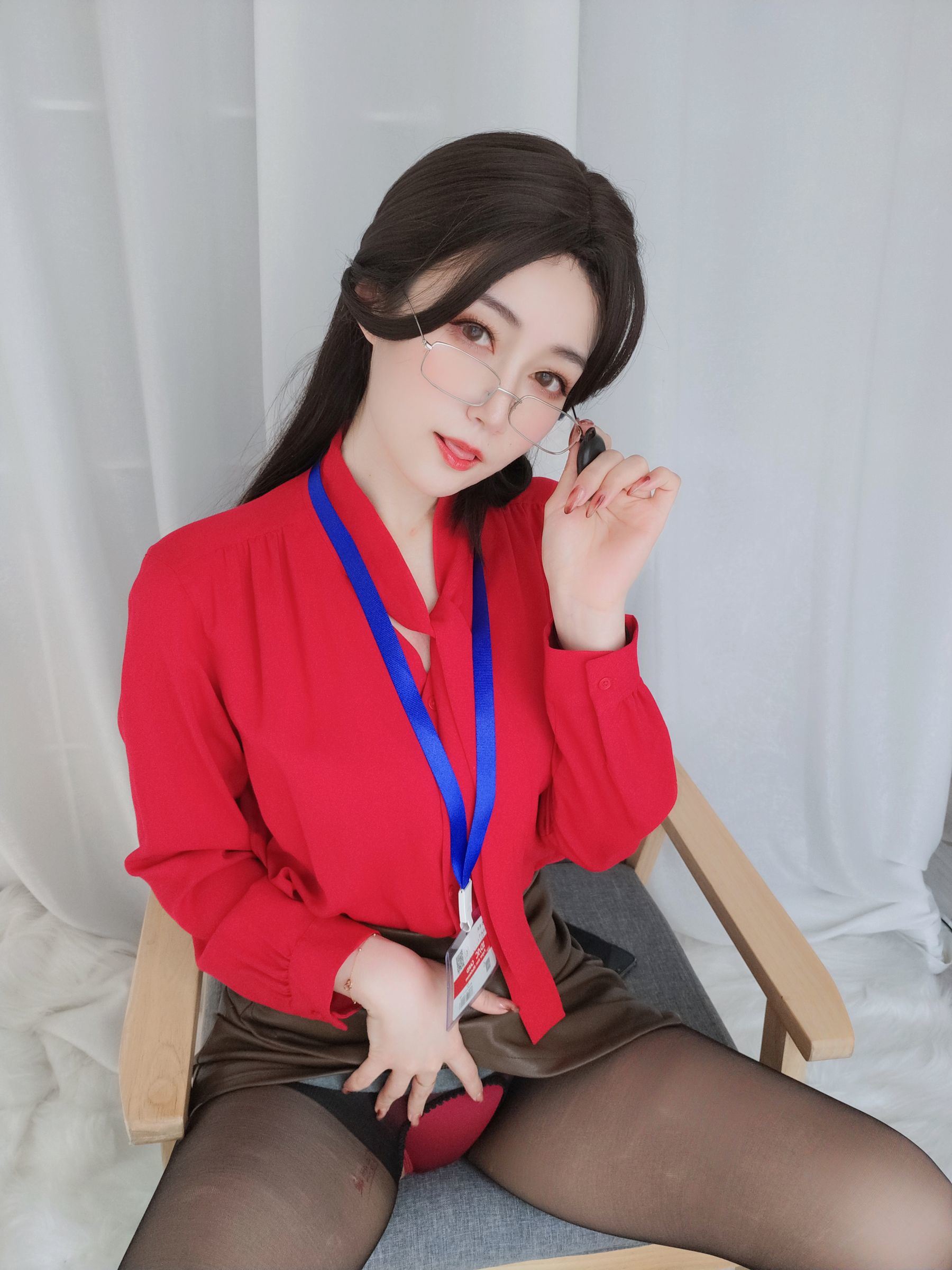 [COS福利] Coser小姐姐白银 - 新上任上司