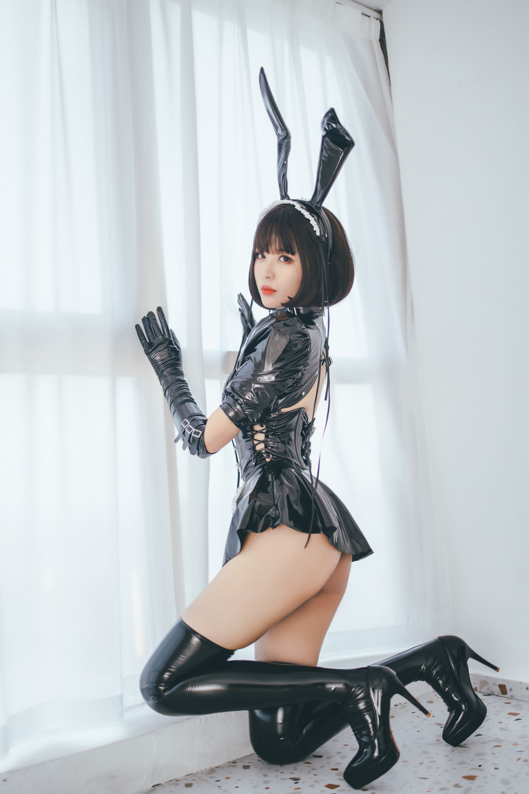 コスプレ福利] センショウ先輩 - バニーガールメイド