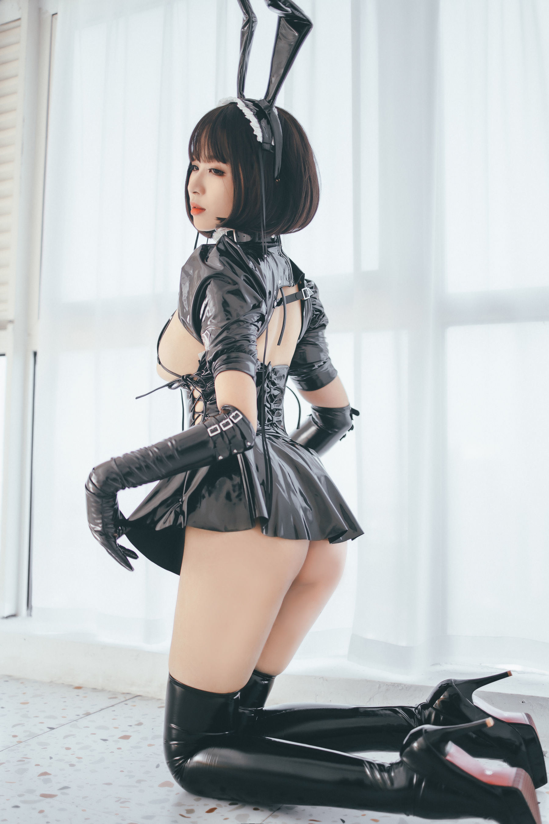 コスプレ福利] センショウ先輩 - バニーガールメイド