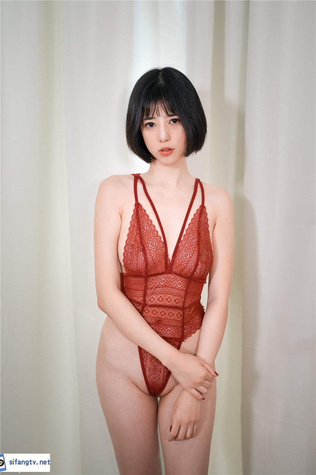 艾栗栗 - 情趣红 47P