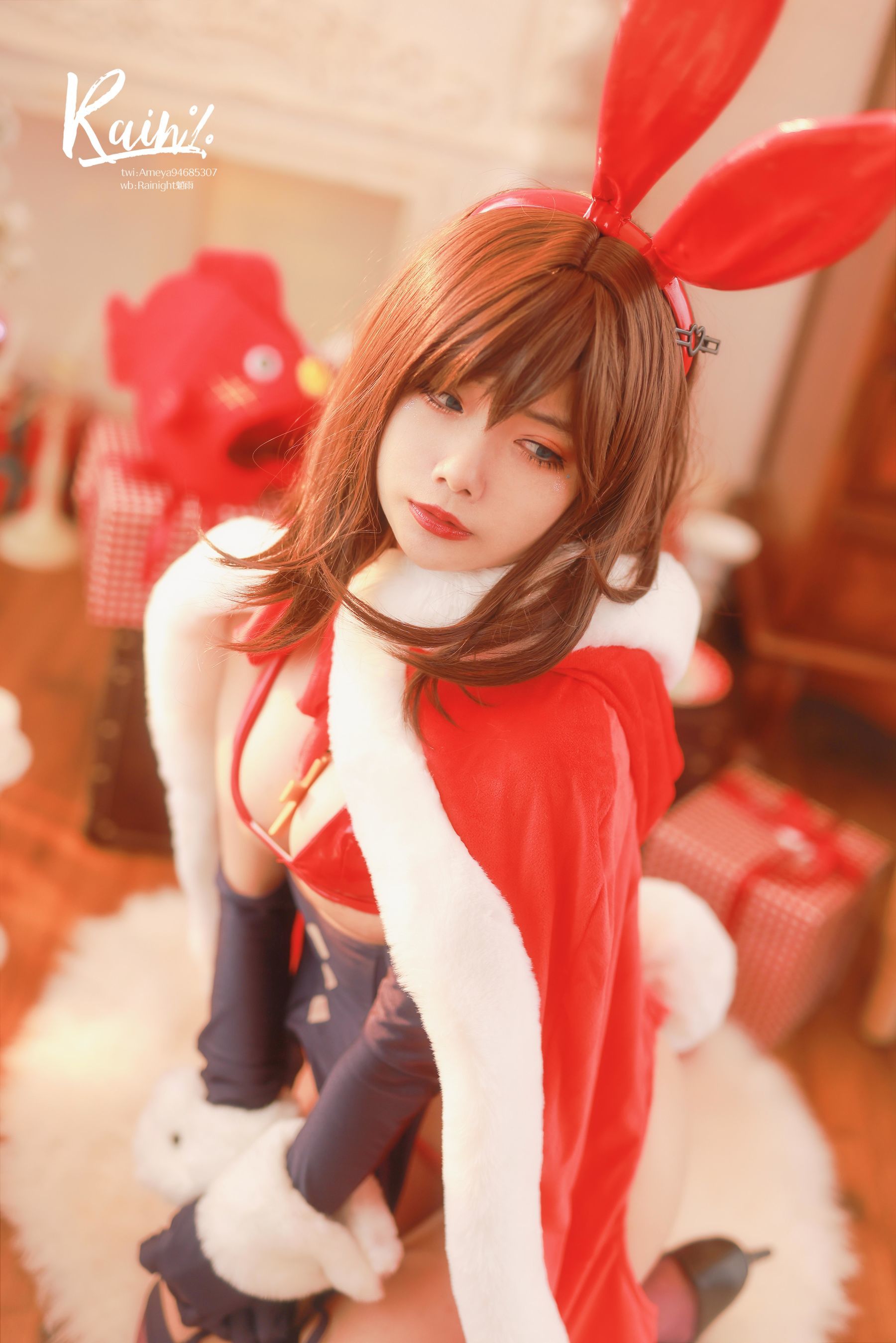 Internet Celebrity Cosplayer Photobook] Anime Blogger Rainight Xiao Yu - Christmas Rabbit