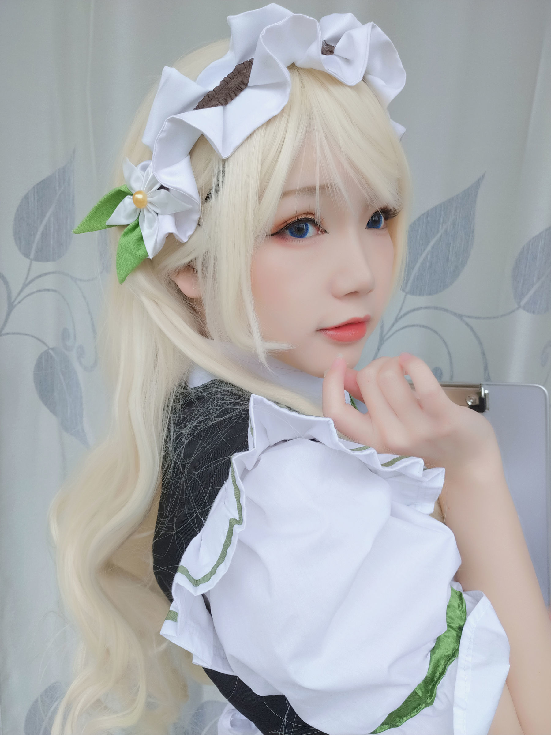 เน็ตไอดอล Coser หนังสือภาพ] บล็อกเกอร์อนิเมะ เซวฉิง แอสตรา - เมด