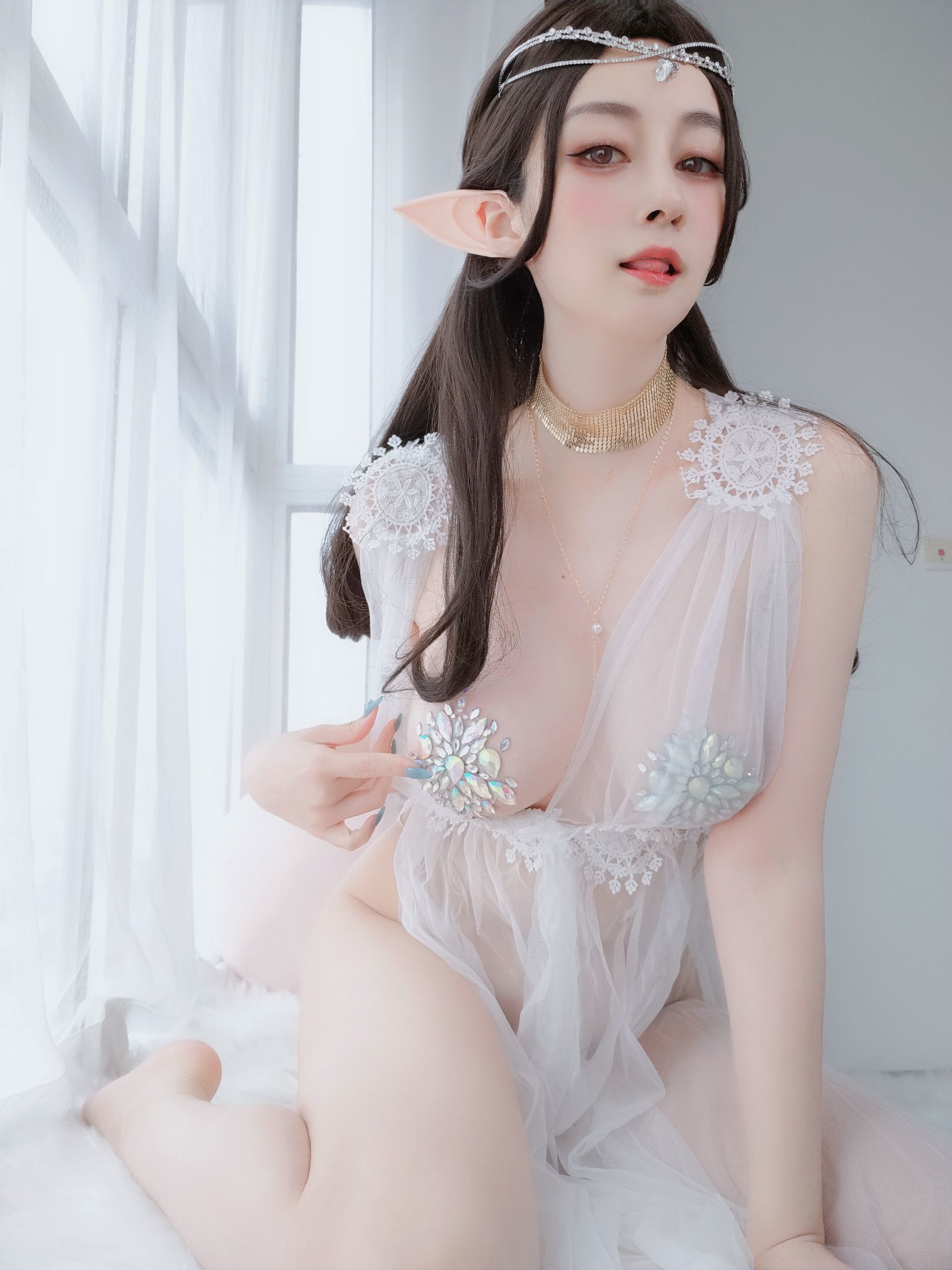 인터넷 유명인 코서 사진집] 코서 아가씨 바이인 - 엘프 보석 내의