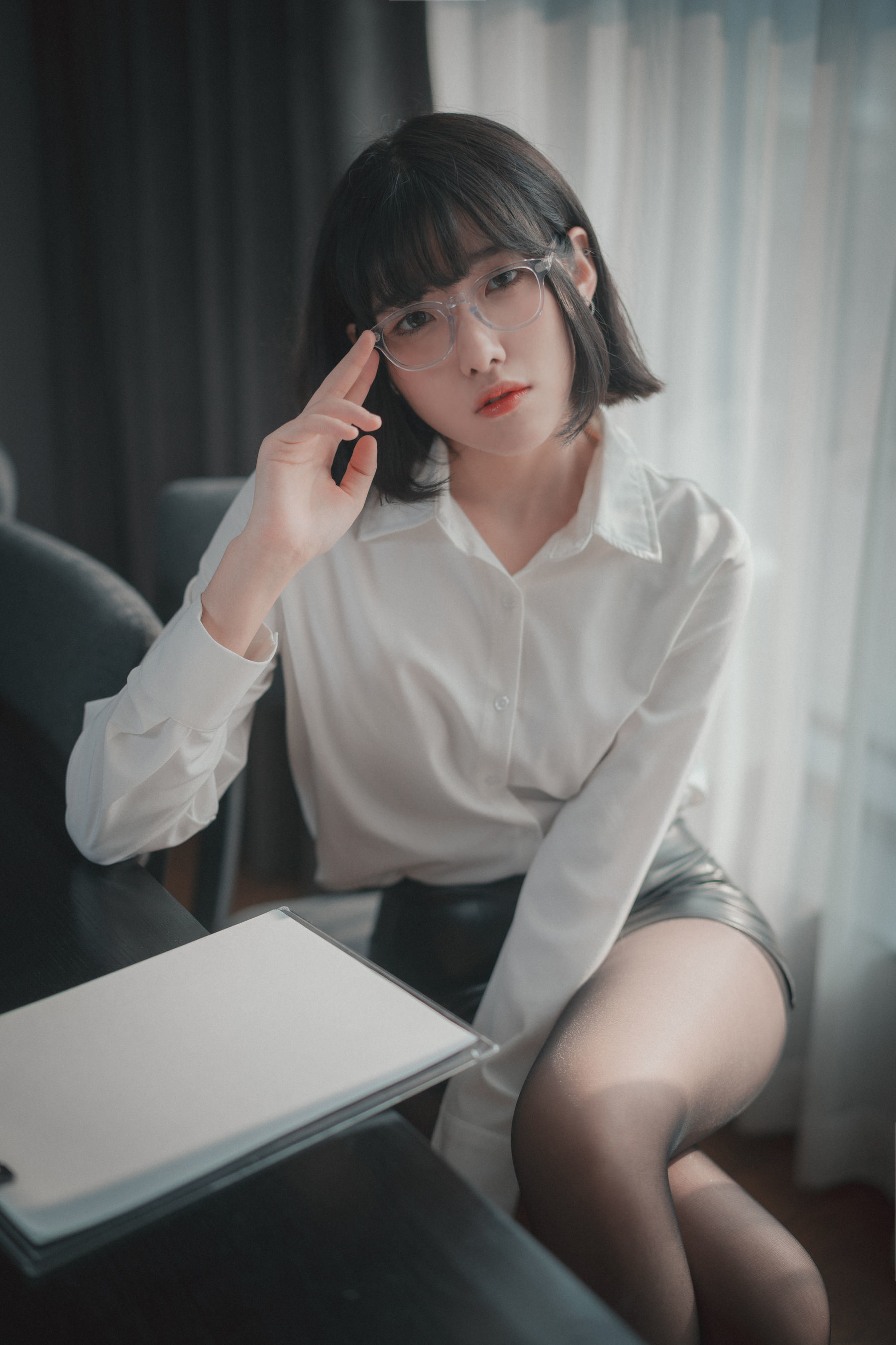 DJAWA] Sonson - Need Your Approval Photo Set
