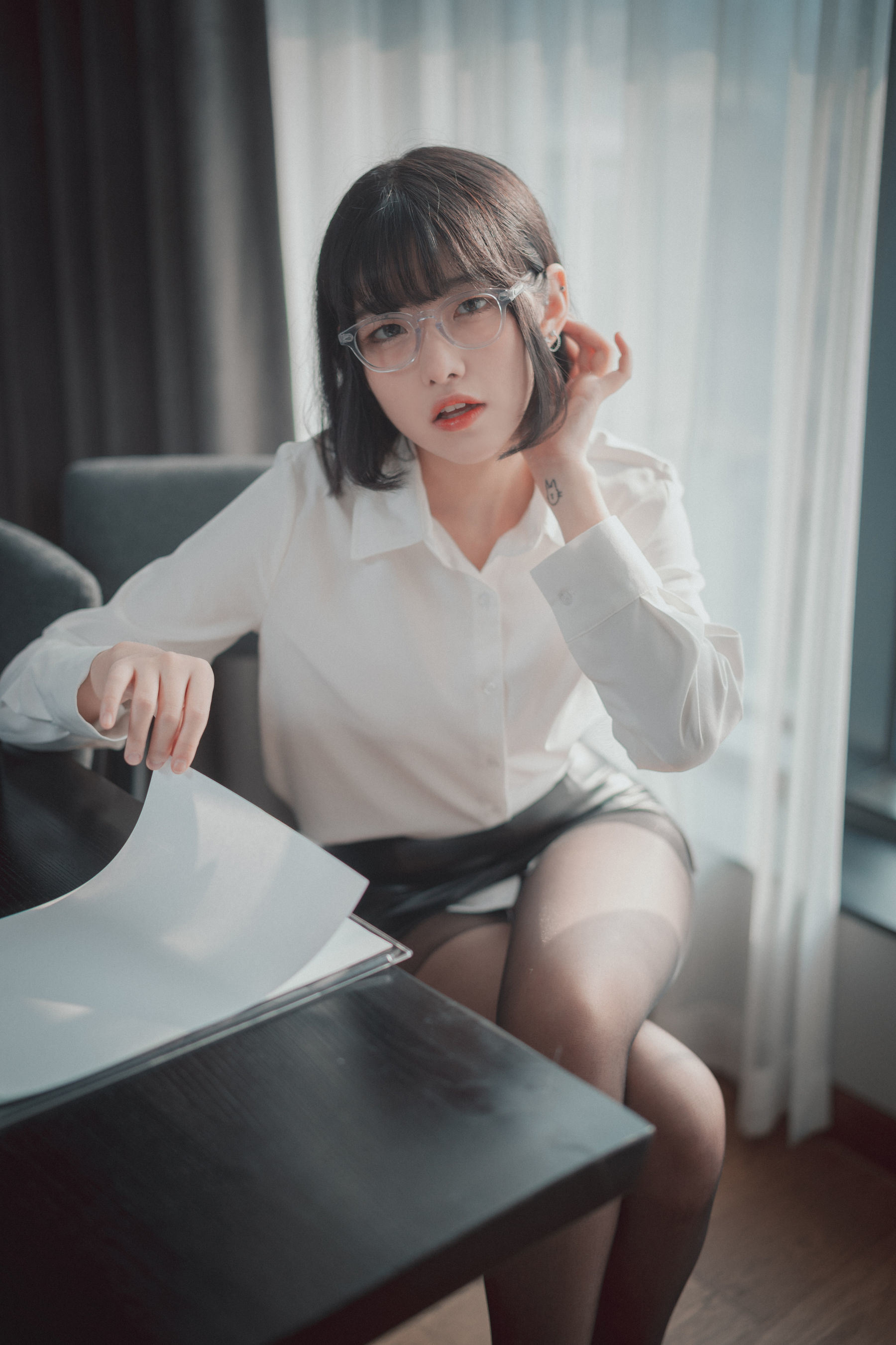 DJAWA] Sonson - Need Your Approval Photo Set