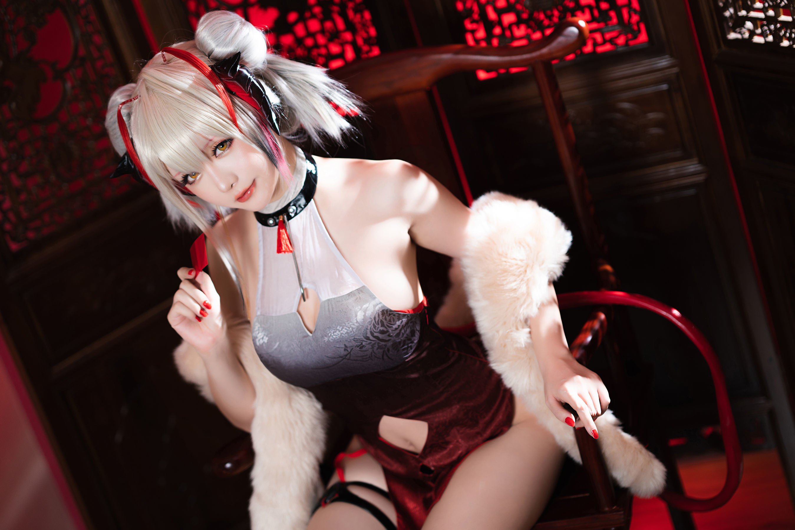 인터넷 유명인 COSER 사진] Coser 아가씨 성지치치 - W-동인 치파오