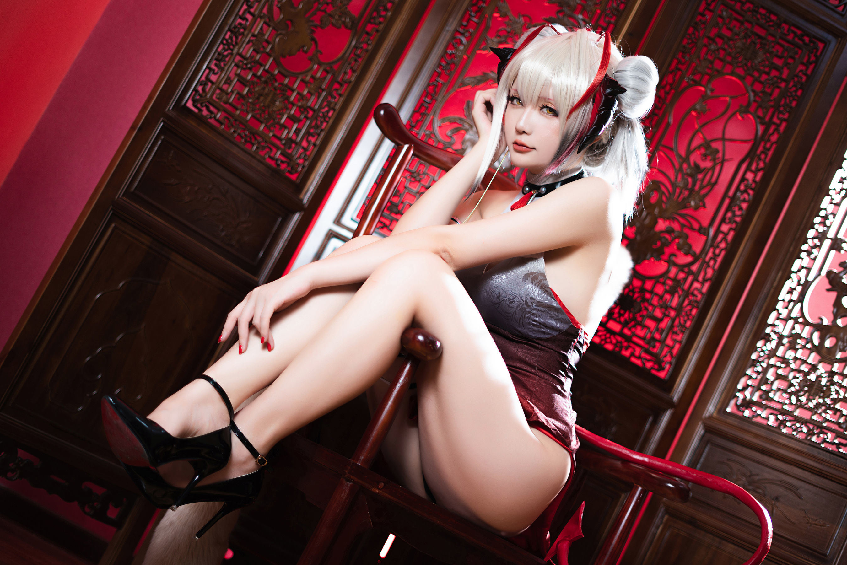 인터넷 유명인 COSER 사진] Coser 아가씨 성지치치 - W-동인 치파오
