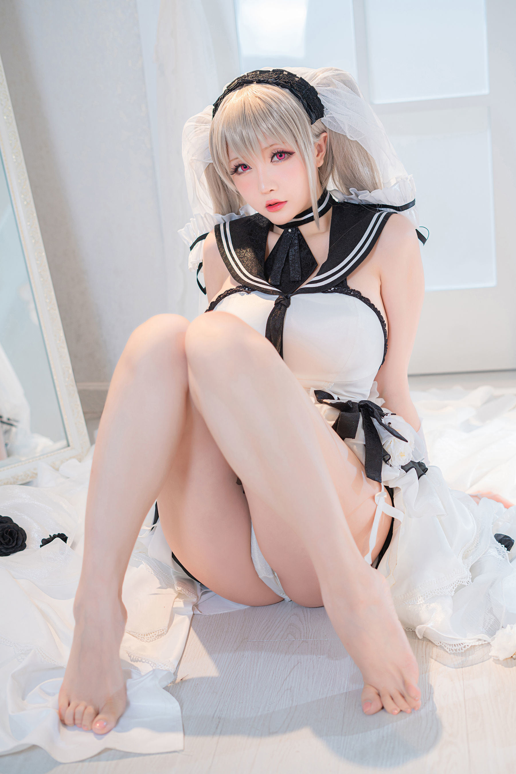 เน็ตไอดอล COSER ภาพถ่าย] Coser นางสาวดาวแห่งชิชิ - สีขาวบริสุทธิ์และสีดำสนิท《น่าเกรงขาม》