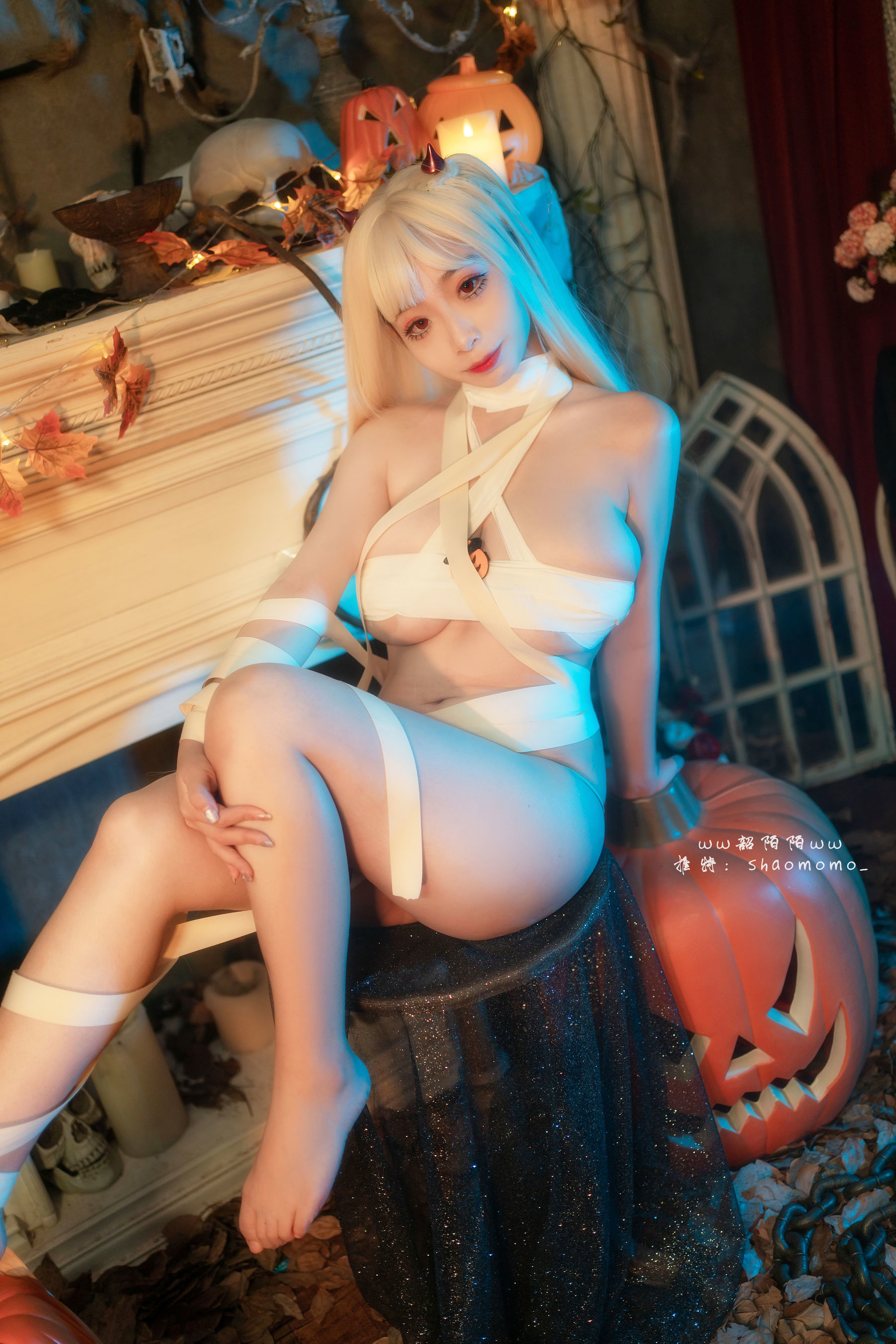 [网红COSER写真] Cosplay美女韶陌陌 - 万圣节绷带
