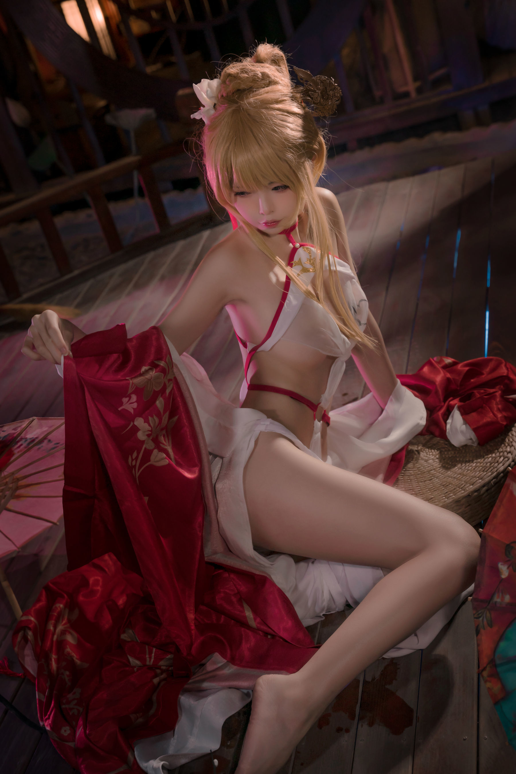 Sách ảnh Coser Nổi tiếng] Cô Keke - Azur Lane Glorious Lạnh Đêm Xuân Tuyết