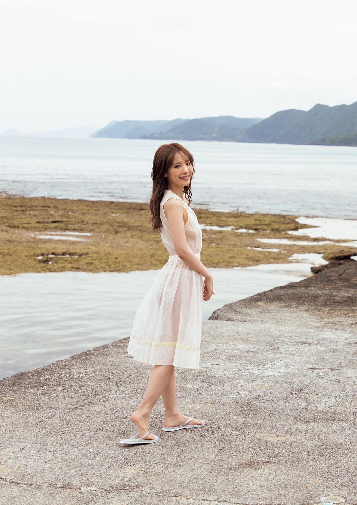[Photobook] Kana Momonogi 桃乃木かな – Crazy 夢中 [103P]