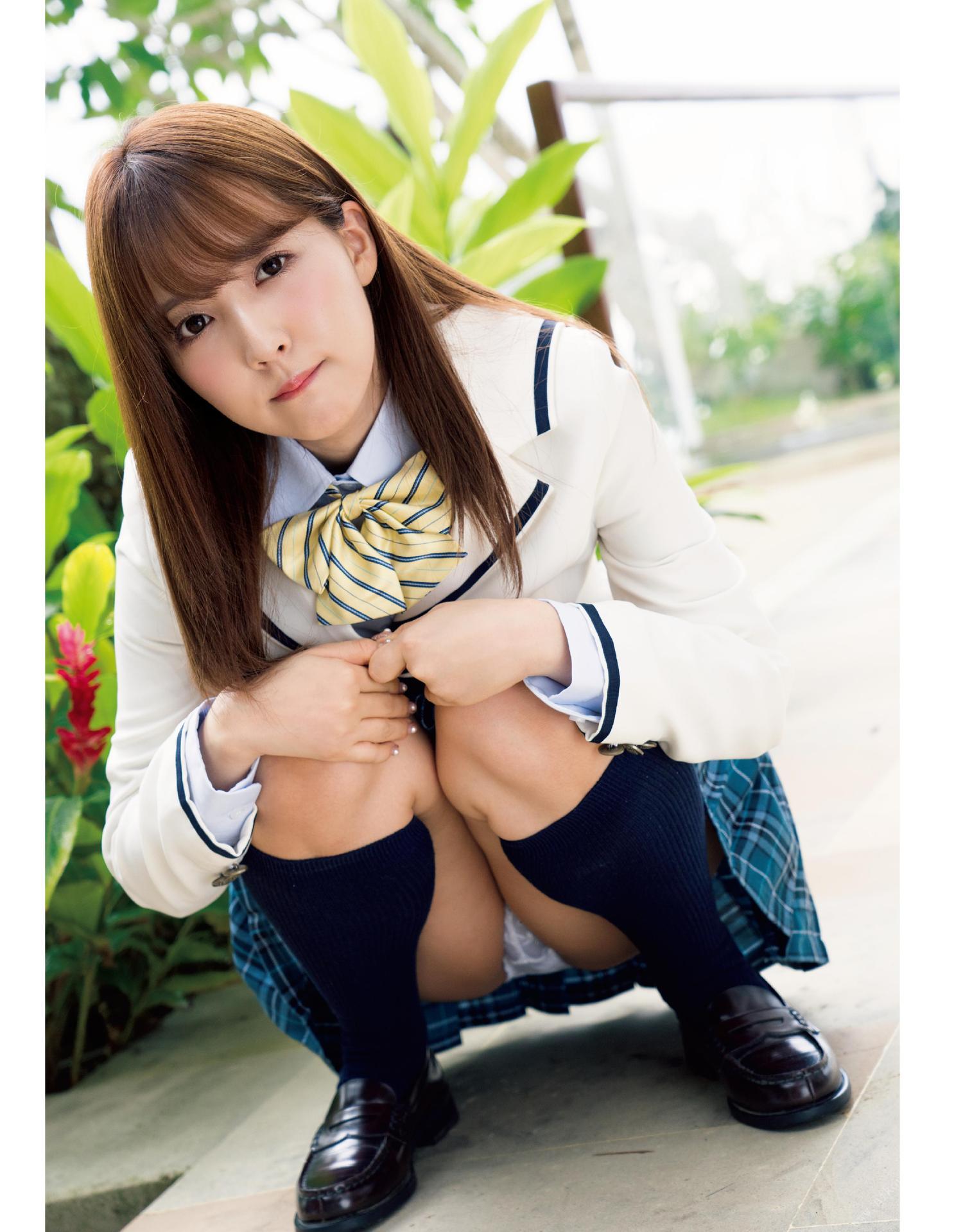 [Photobook] Yua Mikami 三上悠亜 – your eyes 112P